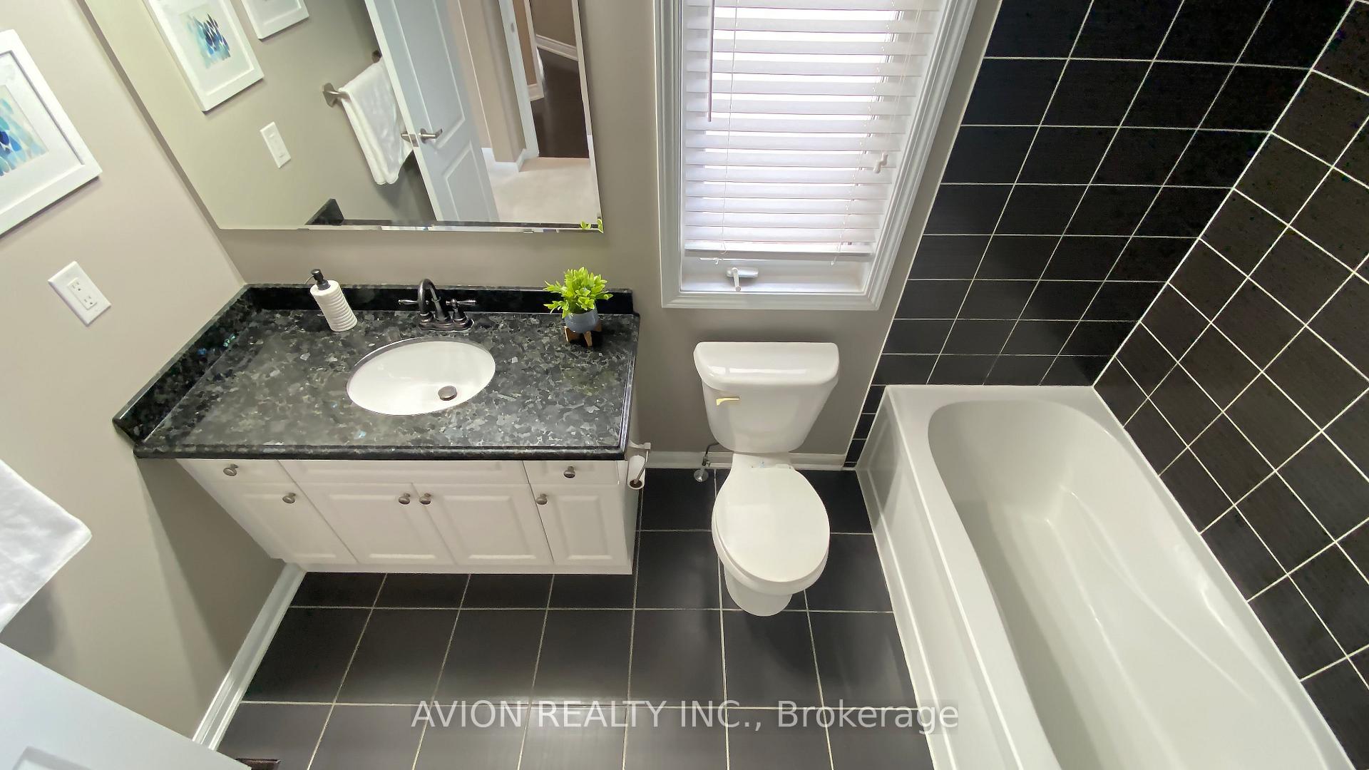 Photo 24 of 463 Wettlaufer Terrace, Milton, Scott — HOMEH