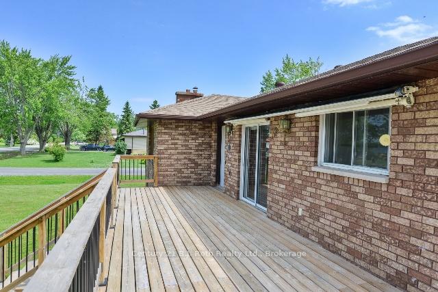Photo 3 of 124 Creighton Street, Ramara, Atherley — HOMEH