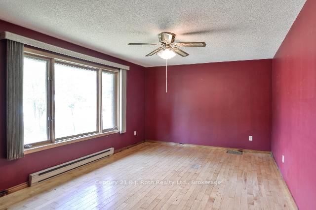 Photo 9 of 124 Creighton Street, Ramara, Atherley — HOMEH