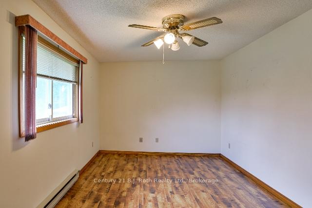 Photo 12 of 124 Creighton Street, Ramara, Atherley — HOMEH