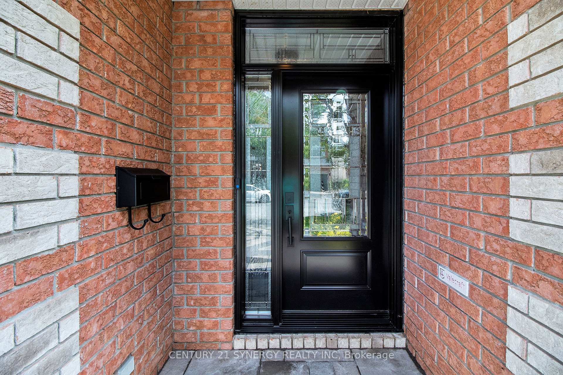Photo 5 of 1014 Serenity Avenue, Ottawa, Fallingbrook/Gardenway South — HOMEH