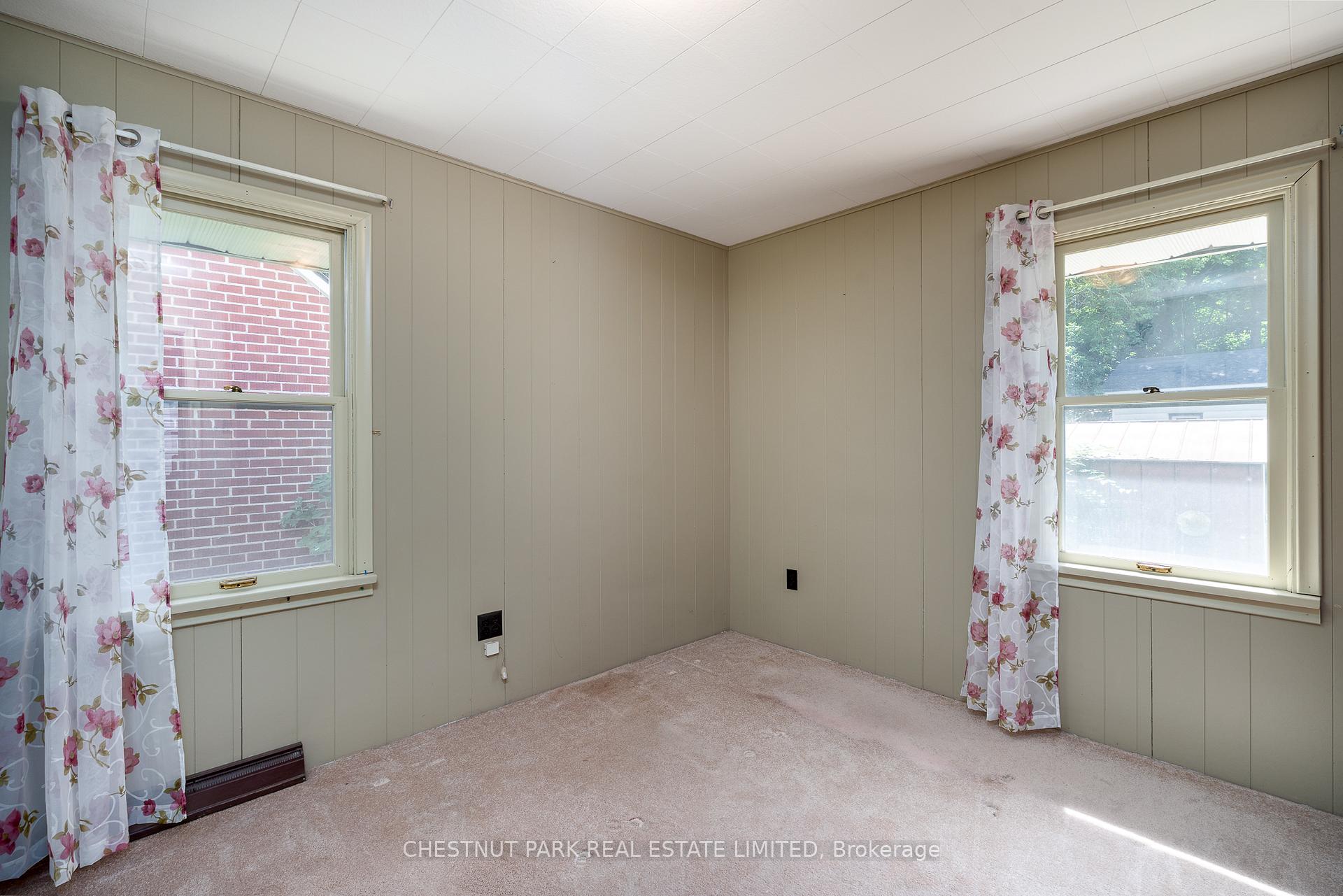 Photo 17 of 9 Downes Avenue, Prince Edward County, Picton — HOMEH
