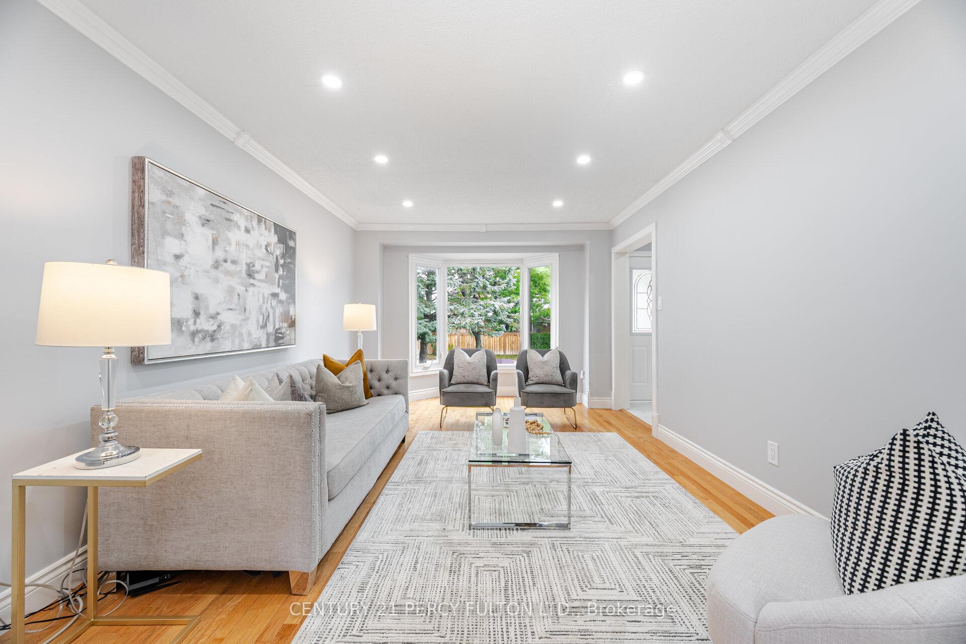 Photo 5 of 514 Lightfoot Place, Pickering, Woodlands — HOMEH