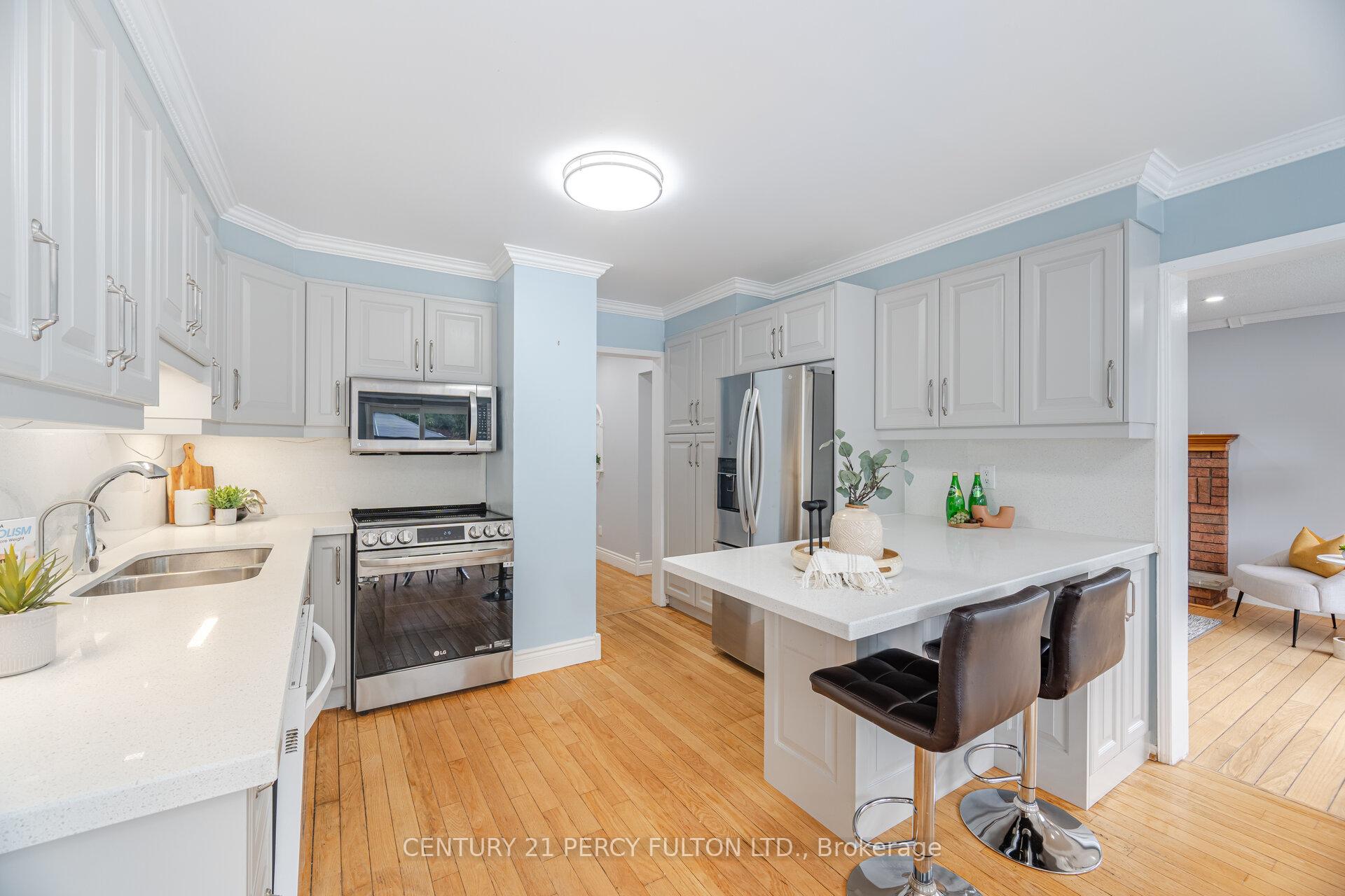 Photo 8 of 514 Lightfoot Place, Pickering, Woodlands — HOMEH