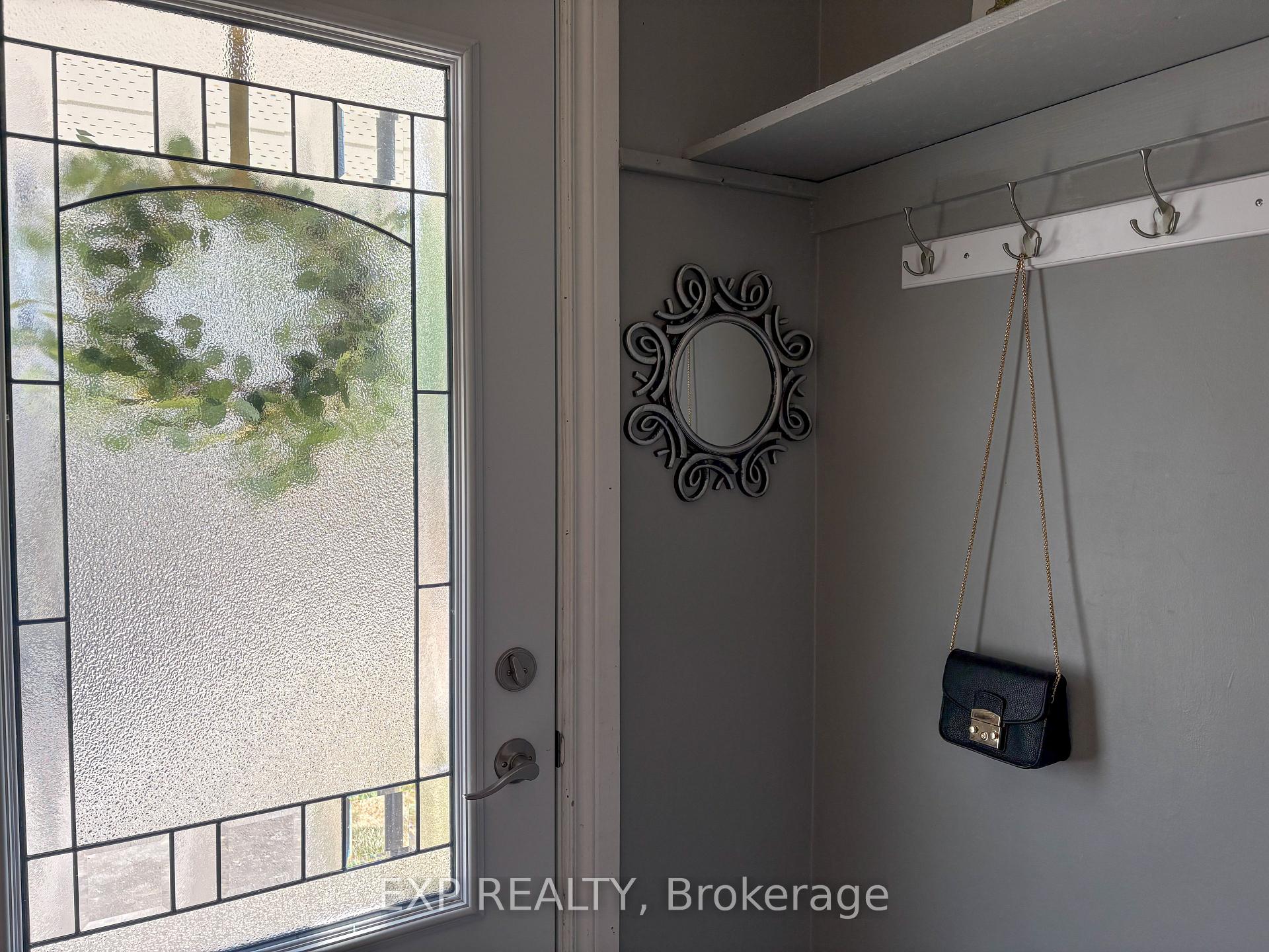 Photo 2 of 442 Coumbes Lane, Renfrew — HOMEH