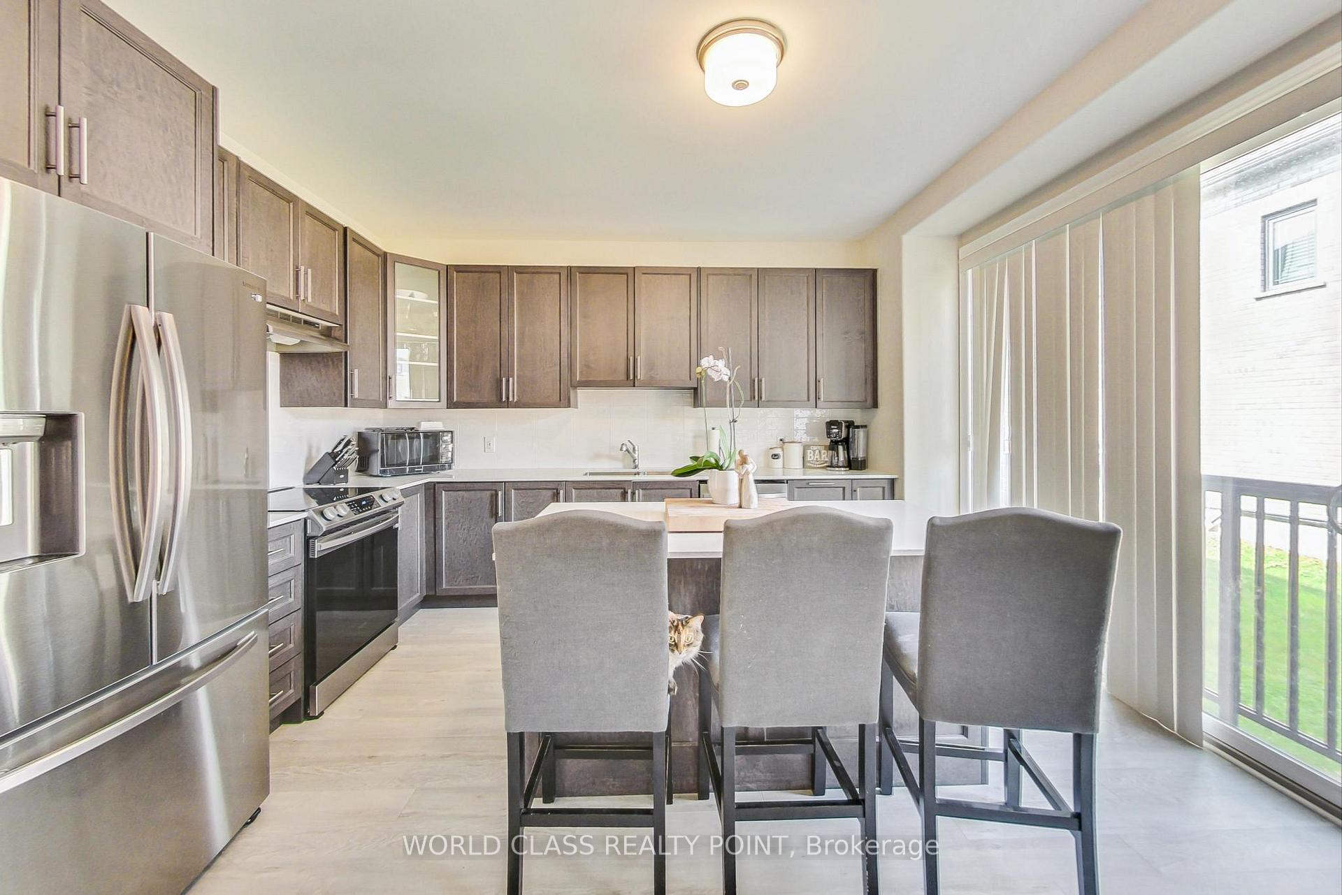 Photo 10 of 1104 Rippingale Trail W, Peterborough, Northcrest Ward 5 — HOMEH