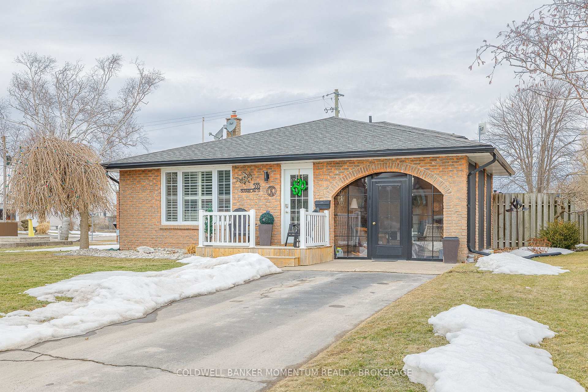 Front of 535 Sugarloaf Street