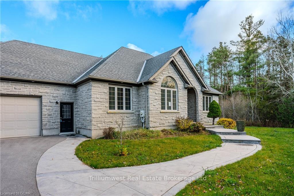 Photo 4 of 6892 Gore Road, Puslinch, Crieff/Aikensville/Killean — HOMEH