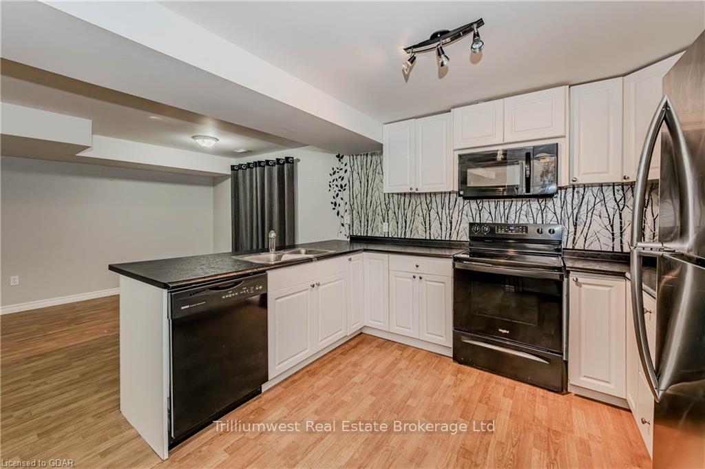 Photo 28 of 6892 Gore Road, Puslinch, Crieff/Aikensville/Killean — HOMEH