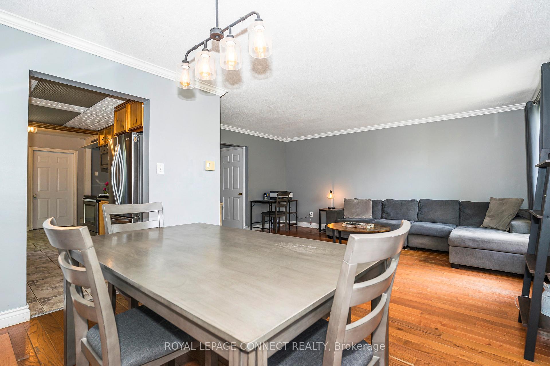Photo 11 of 345 Killarney Court, Oshawa, Lakeview — HOMEH