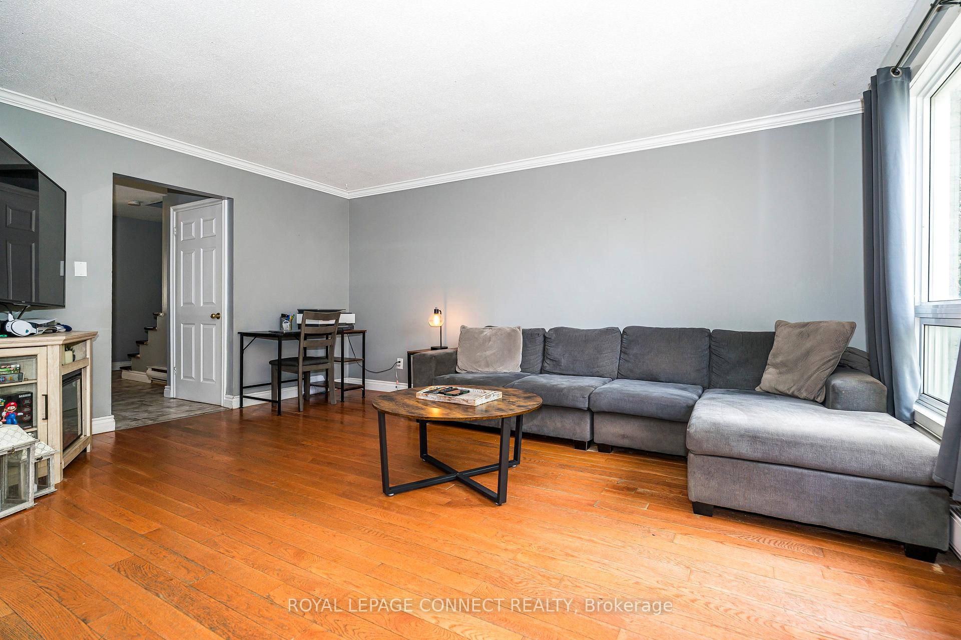 Photo 13 of 345 Killarney Court, Oshawa, Lakeview — HOMEH