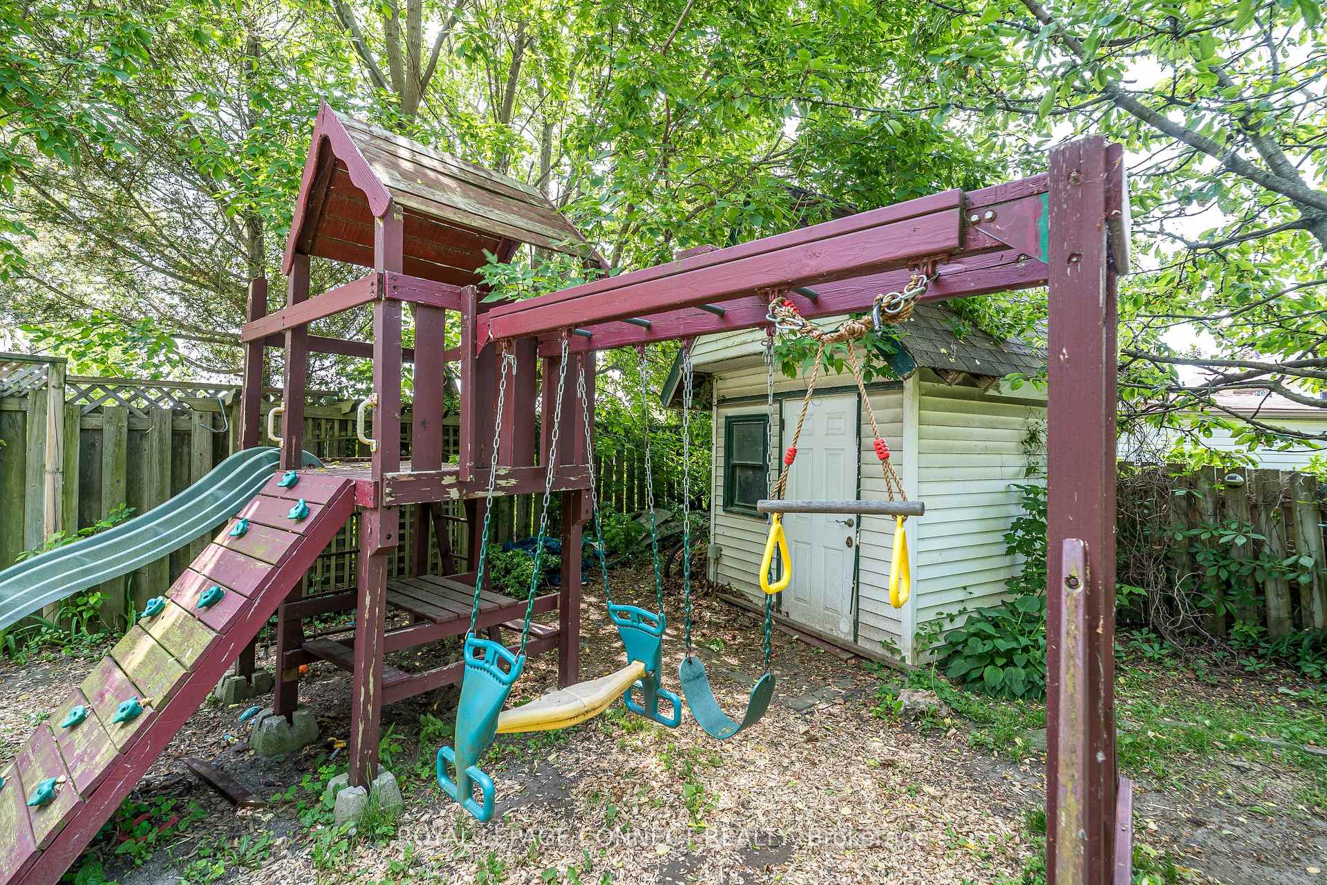 Photo 31 of 345 Killarney Court, Oshawa, Lakeview — HOMEH
