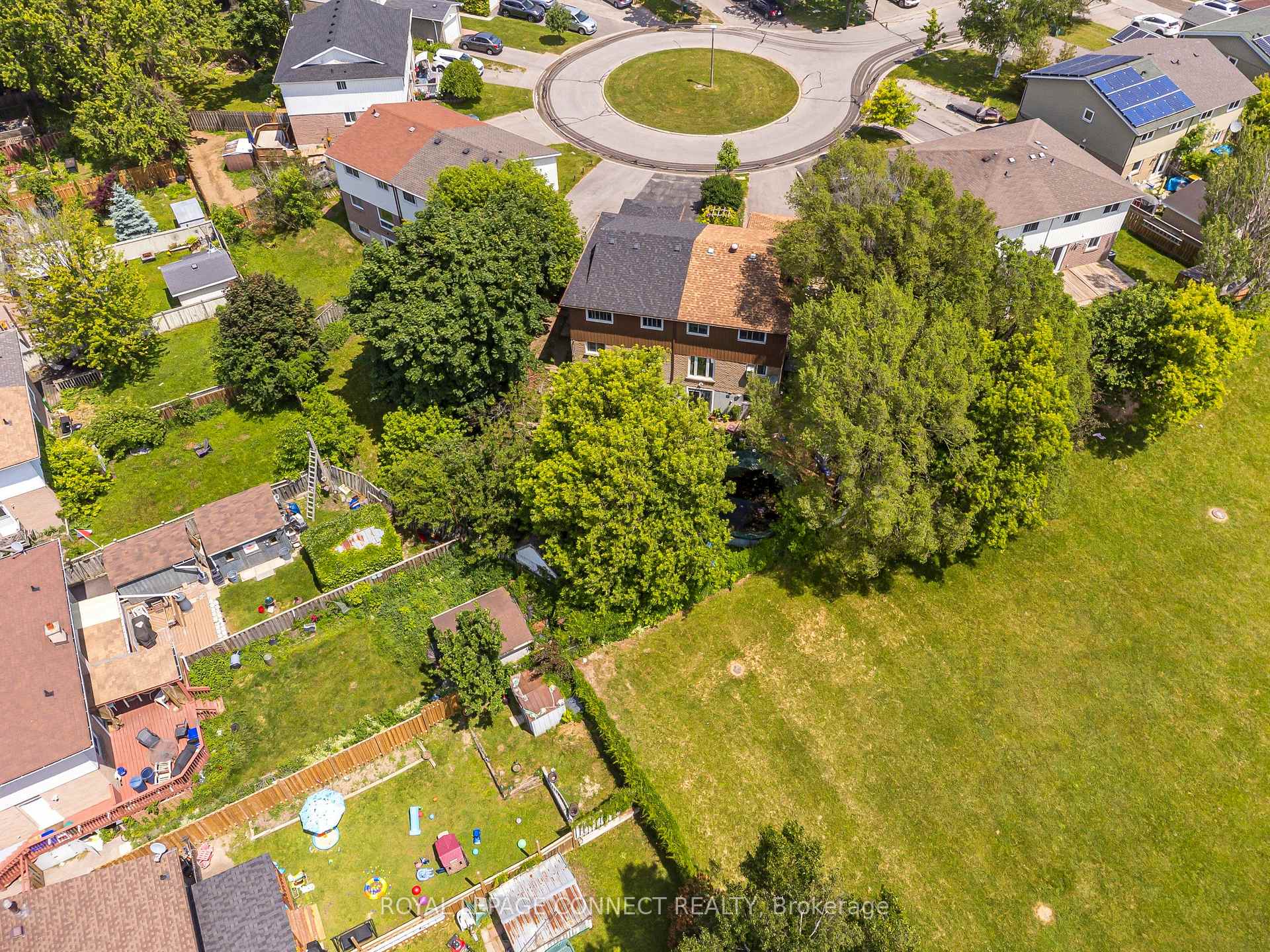 Photo 37 of 345 Killarney Court, Oshawa, Lakeview — HOMEH