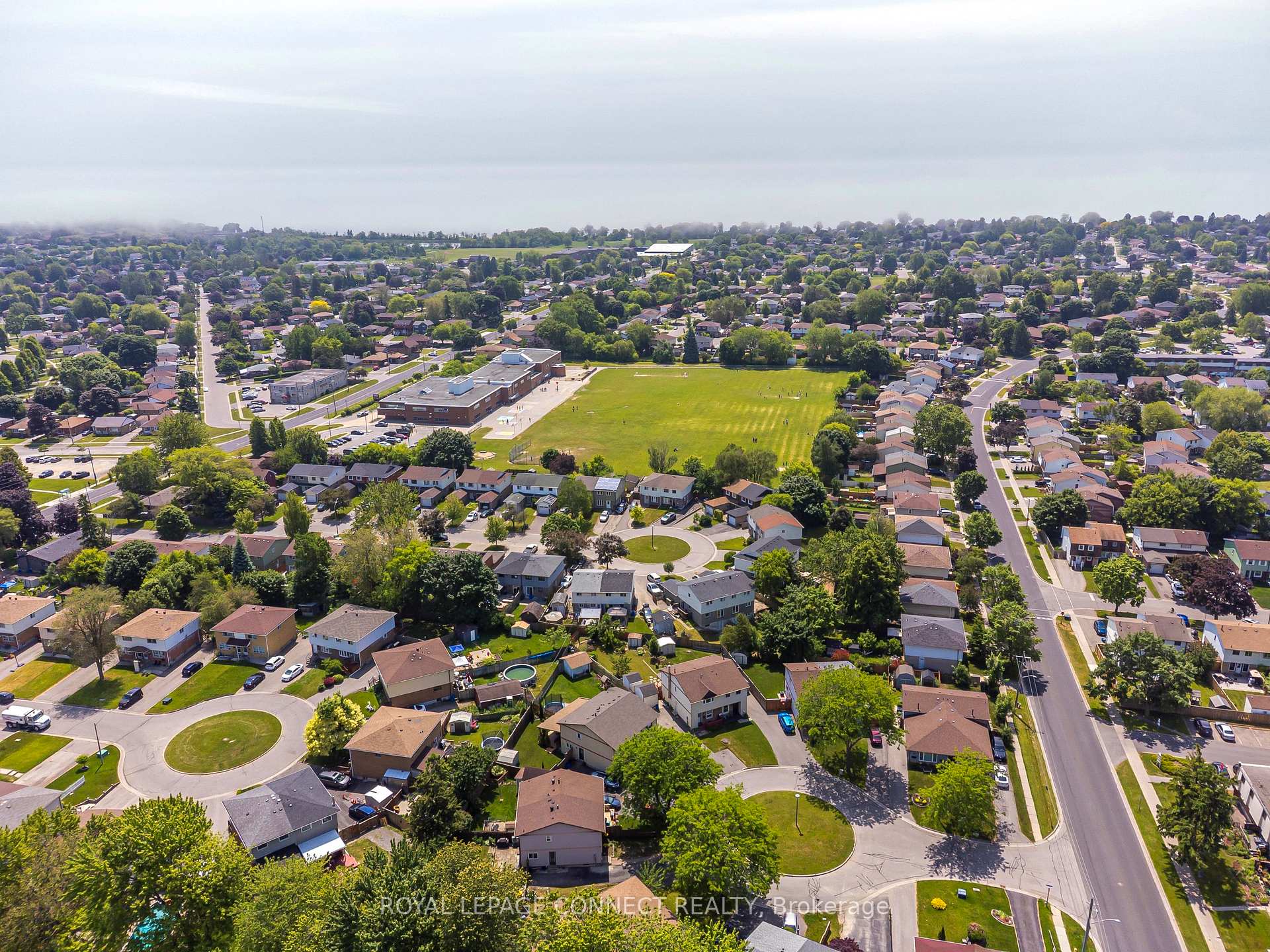 Photo 39 of 345 Killarney Court, Oshawa, Lakeview — HOMEH