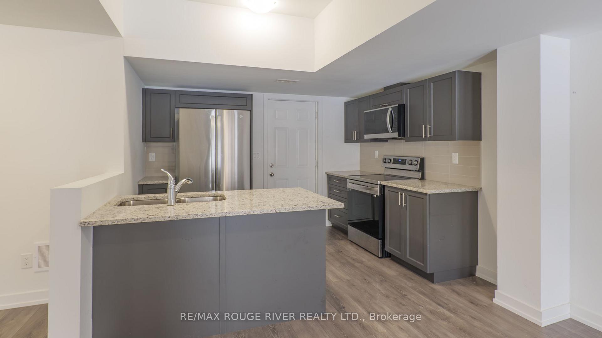 Photo 3 of Unit 41, 400 Finch Avenue, Pickering, Rouge Park — HOMEH