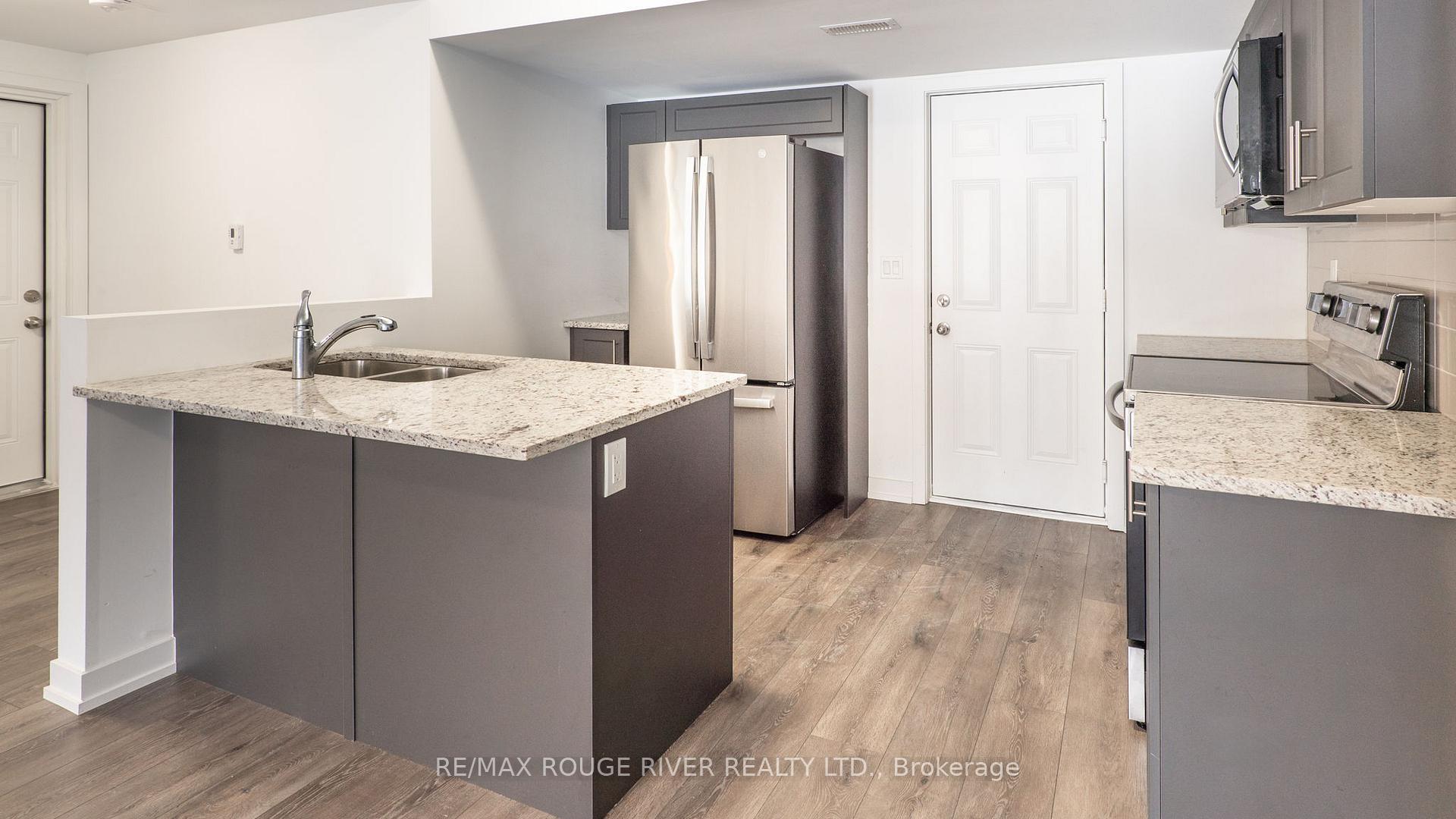 Photo 5 of Unit 41, 400 Finch Avenue, Pickering, Rouge Park — HOMEH