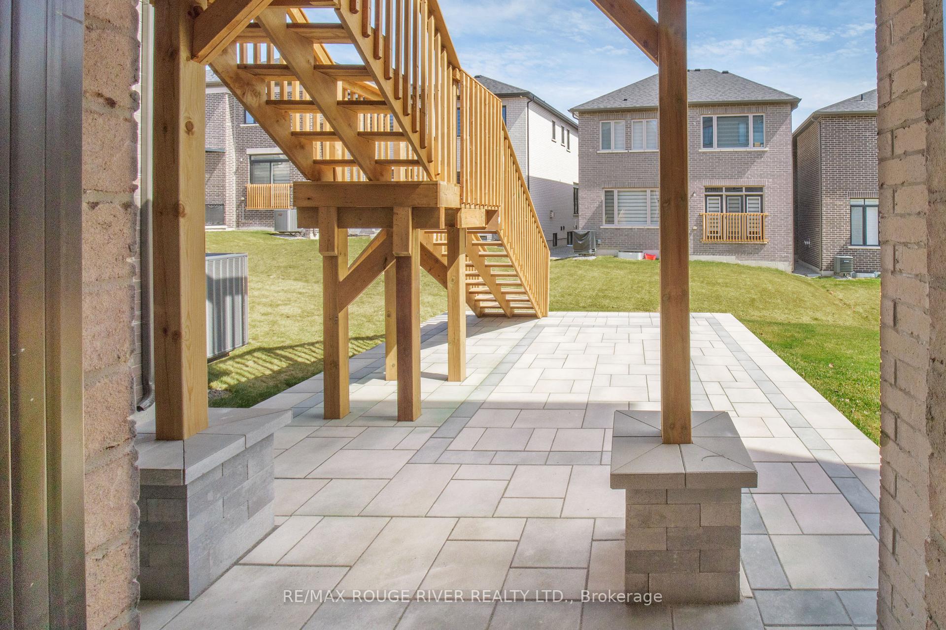 Photo 15 of Unit 41, 400 Finch Avenue, Pickering, Rouge Park — HOMEH
