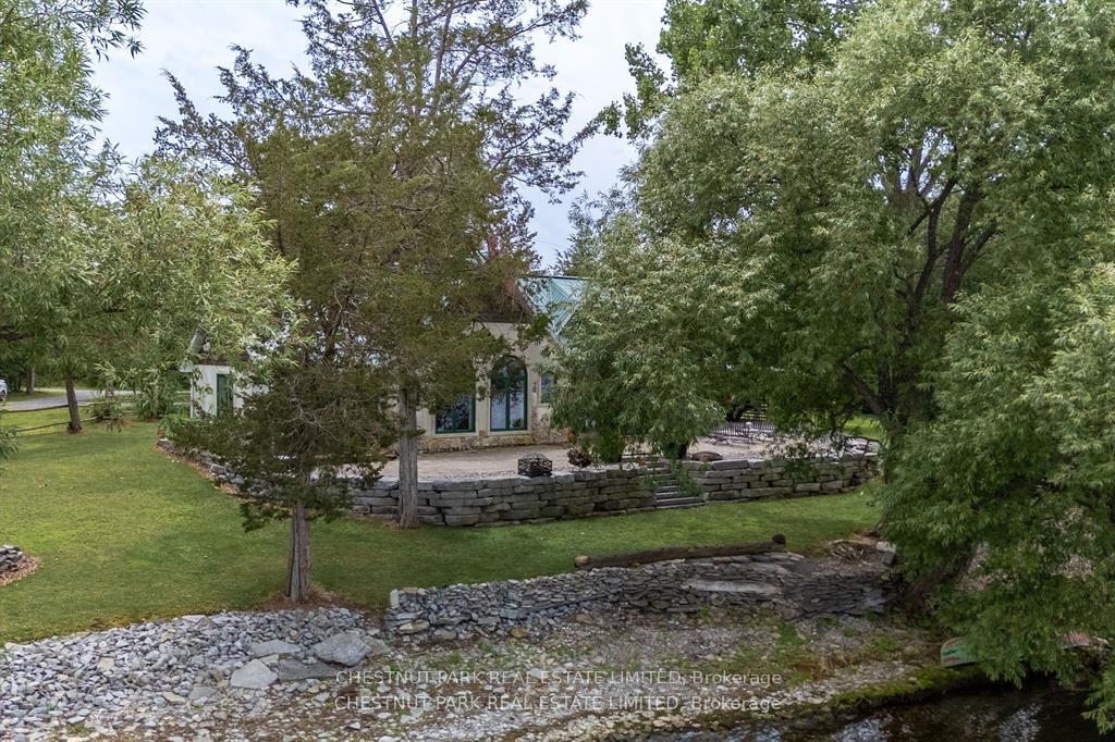 Photo 9 of 296 Green Point Lane, Prince Edward County, Sophiasburg Ward — HOMEH