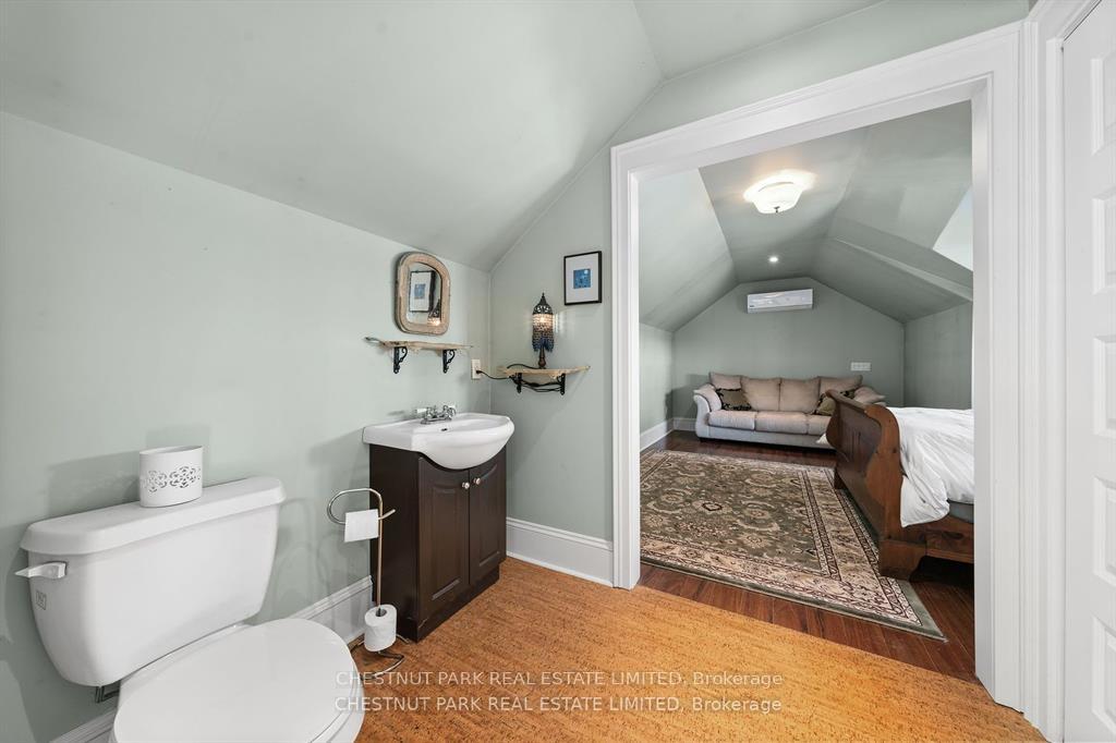 Photo 36 of 296 Green Point Lane, Prince Edward County, Sophiasburg Ward — HOMEH
