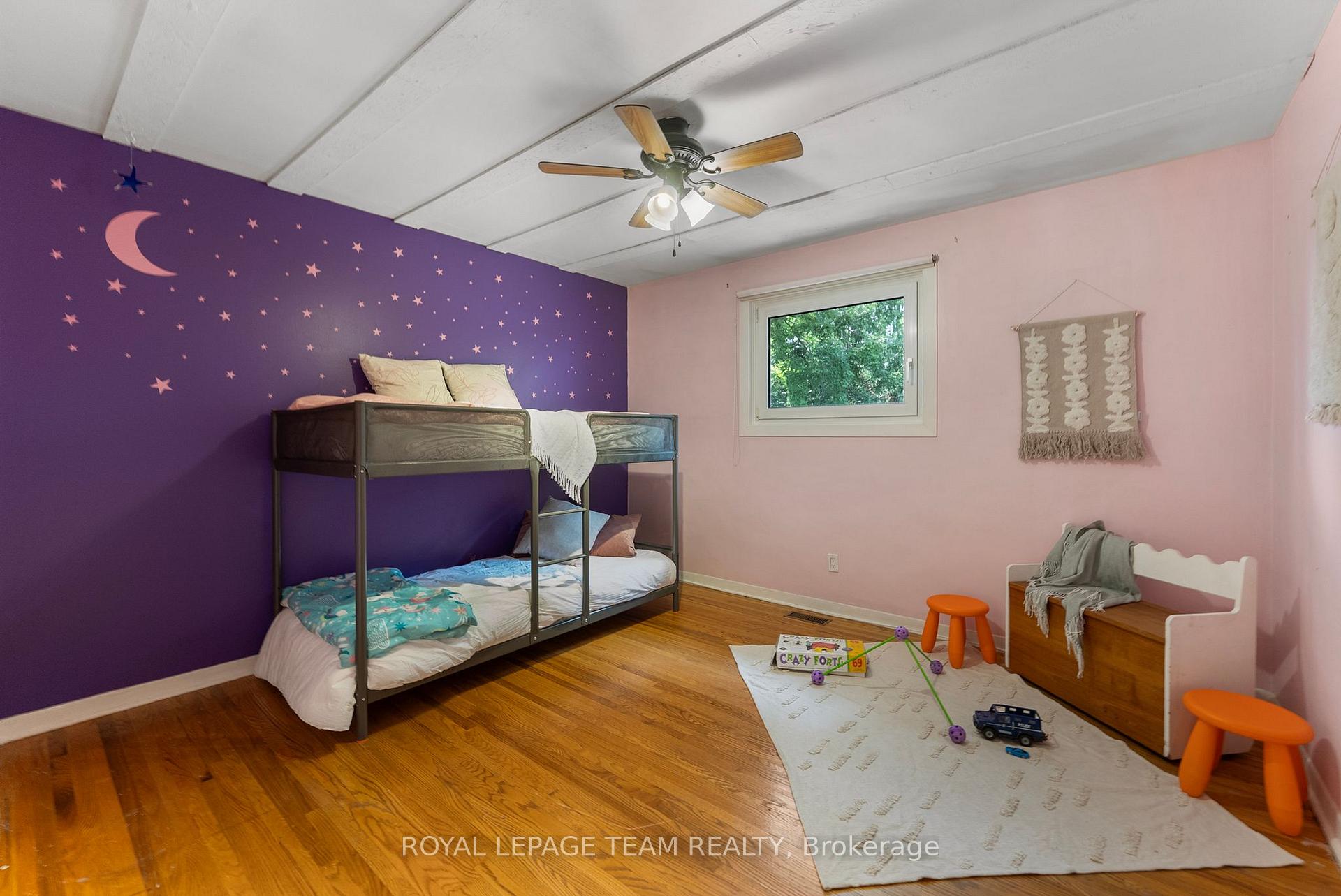 Photo 17 of 132 Pine Avenue, Renfrew — HOMEH