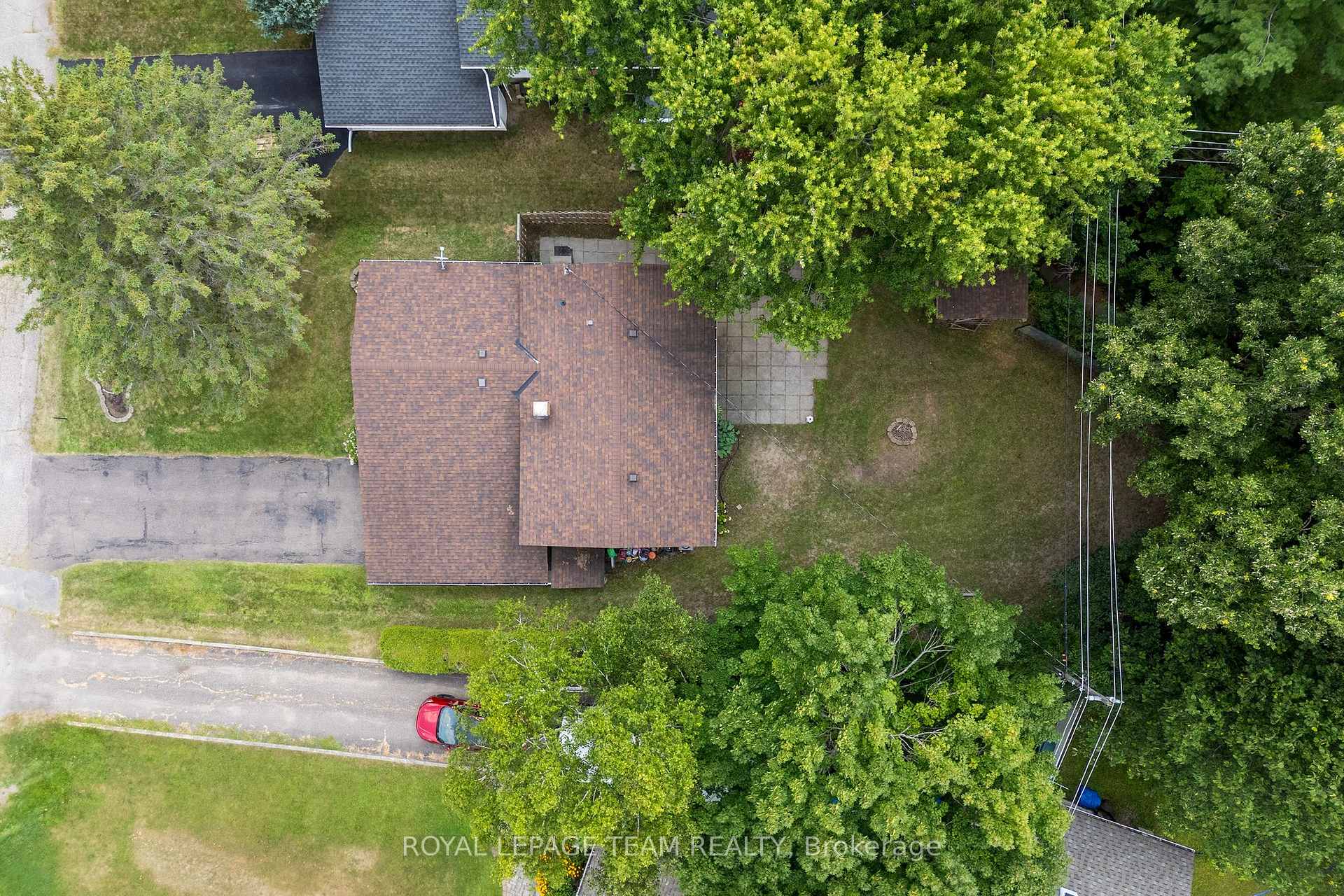 Photo 30 of 132 Pine Avenue, Renfrew — HOMEH
