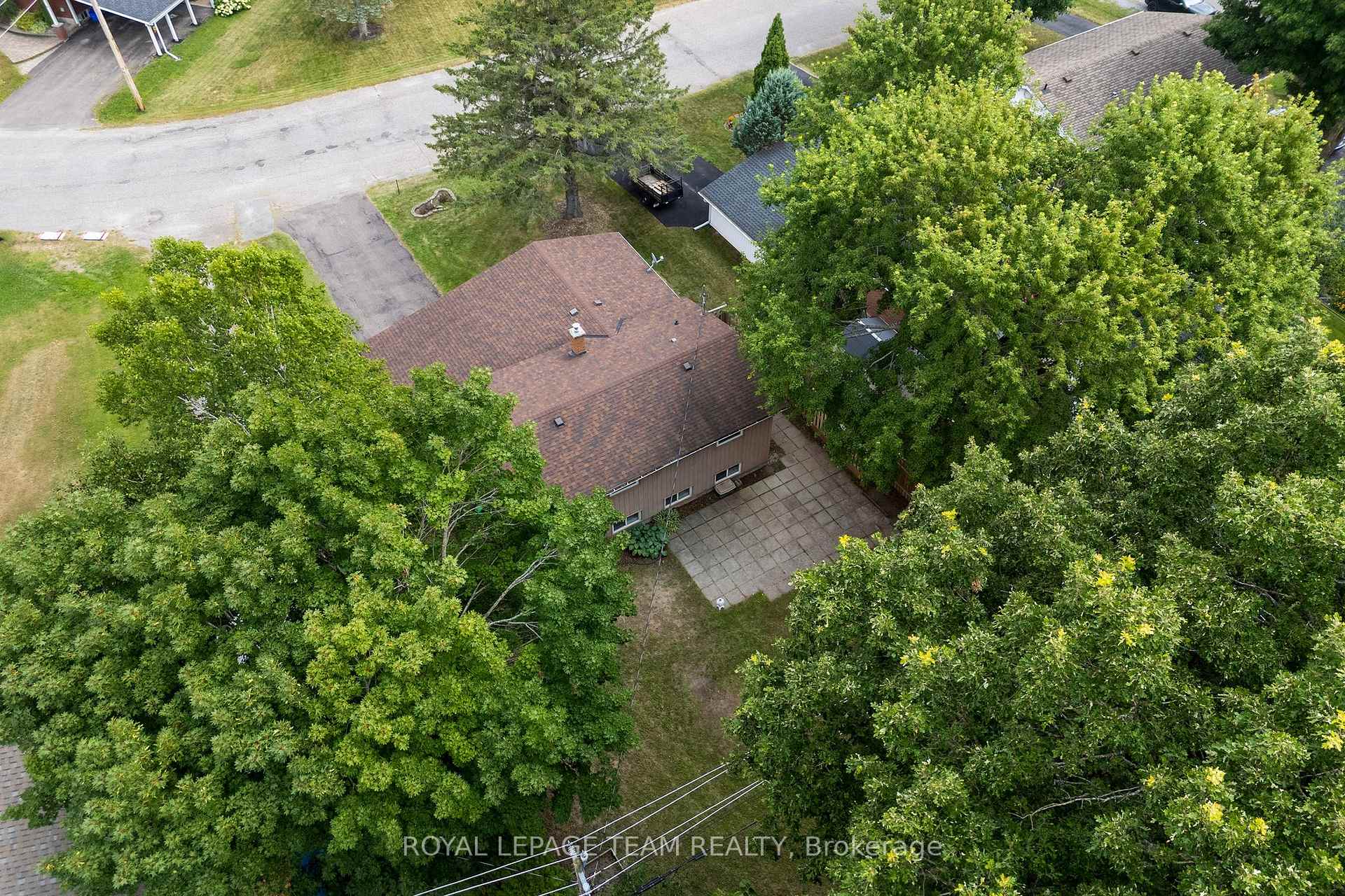 Photo 31 of 132 Pine Avenue, Renfrew — HOMEH