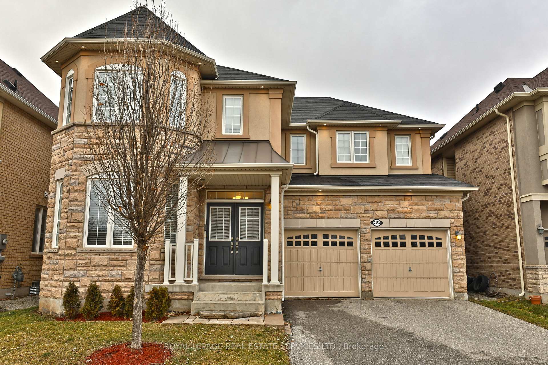 Front of 2383 Calloway Drive