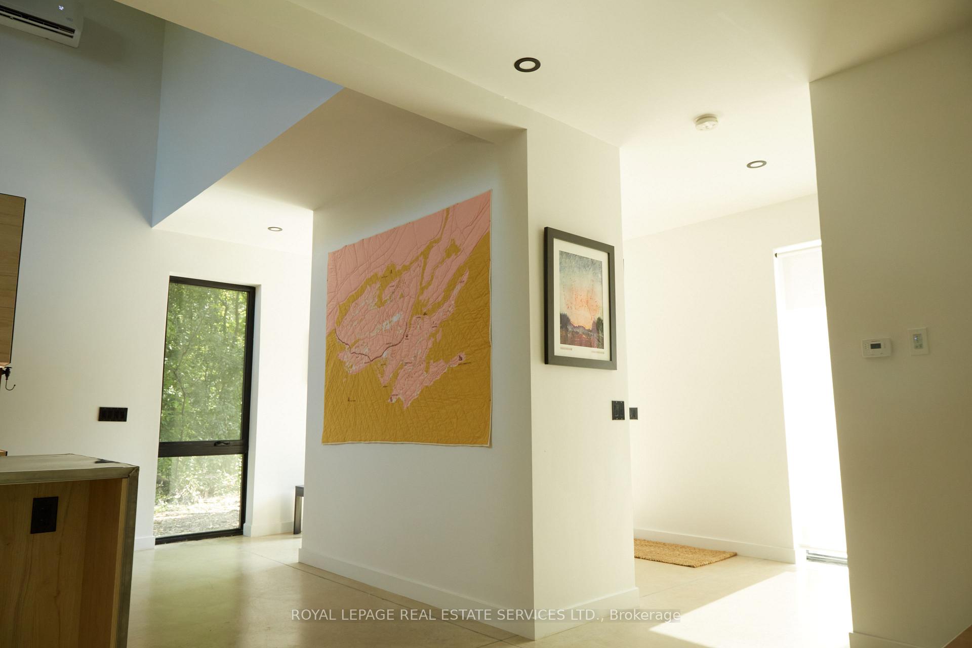 Photo 9 of 372 Prinyers Cove Crescent, Prince Edward County, North Marysburg Ward — HOMEH