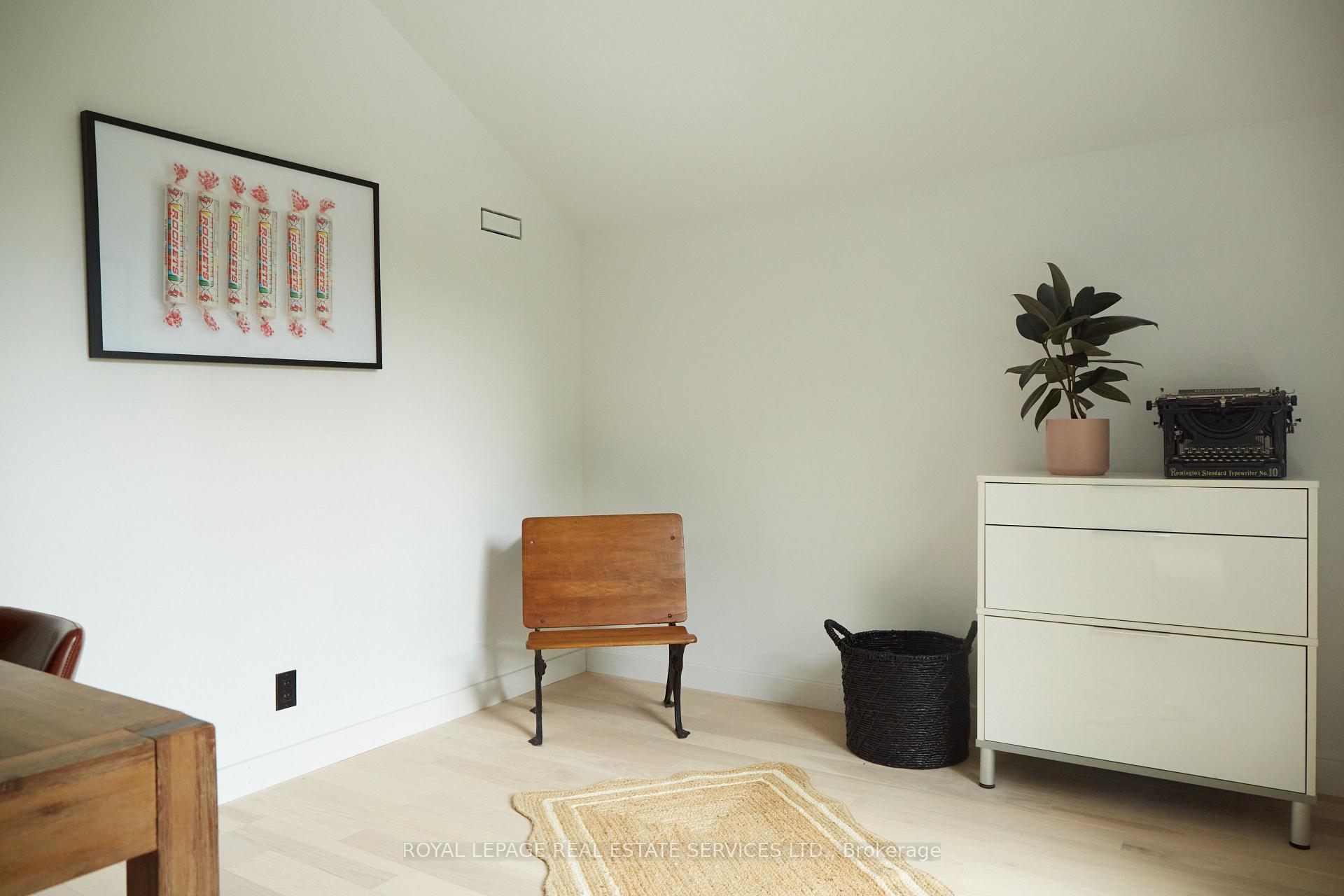 Photo 22 of 372 Prinyers Cove Crescent, Prince Edward County, North Marysburg Ward — HOMEH