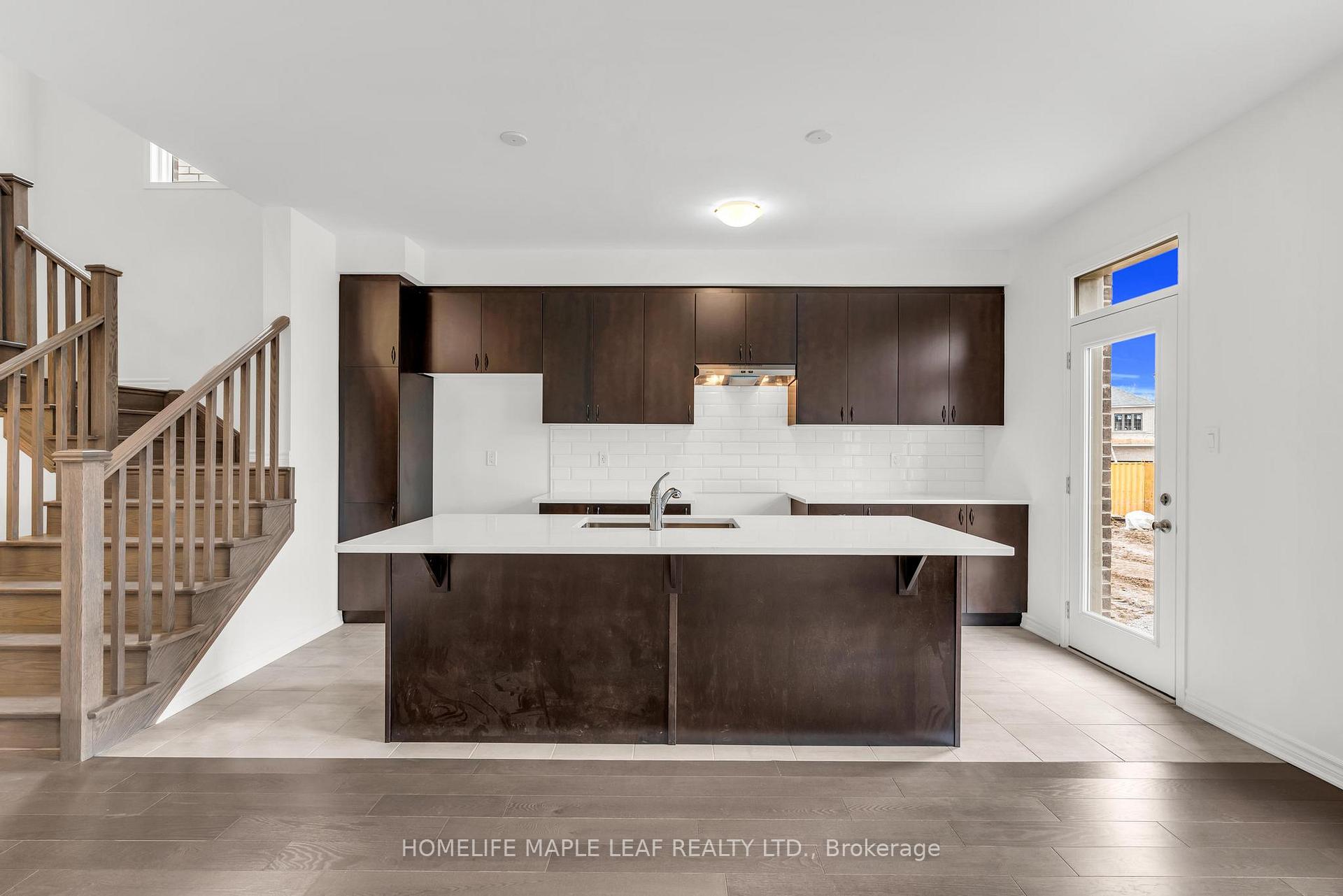 Photo 16 of 853 Tea Landing, Milton, Cobban — HOMEH