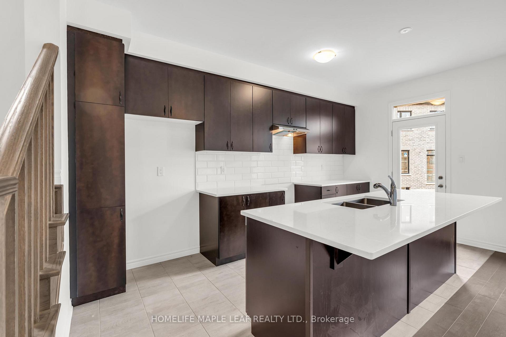 Photo 17 of 853 Tea Landing, Milton, Cobban — HOMEH