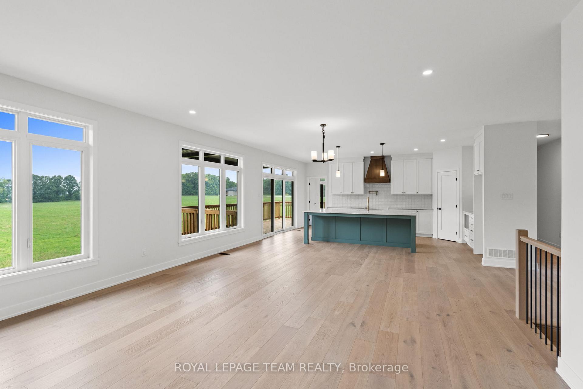 Photo 7 of 1184 Jamieson Lane, Renfrew — HOMEH