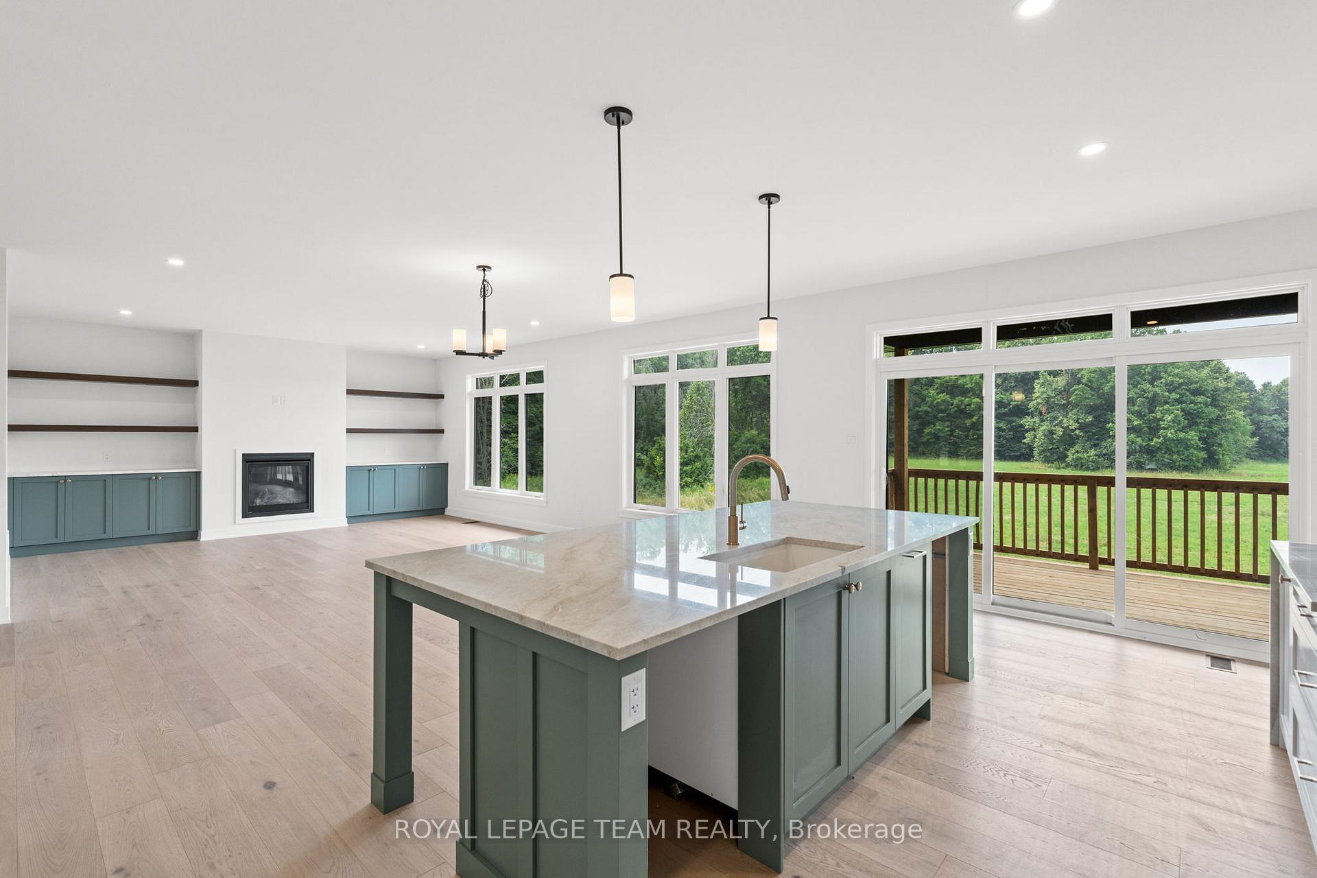 Photo 12 of 1184 Jamieson Lane, Renfrew — HOMEH