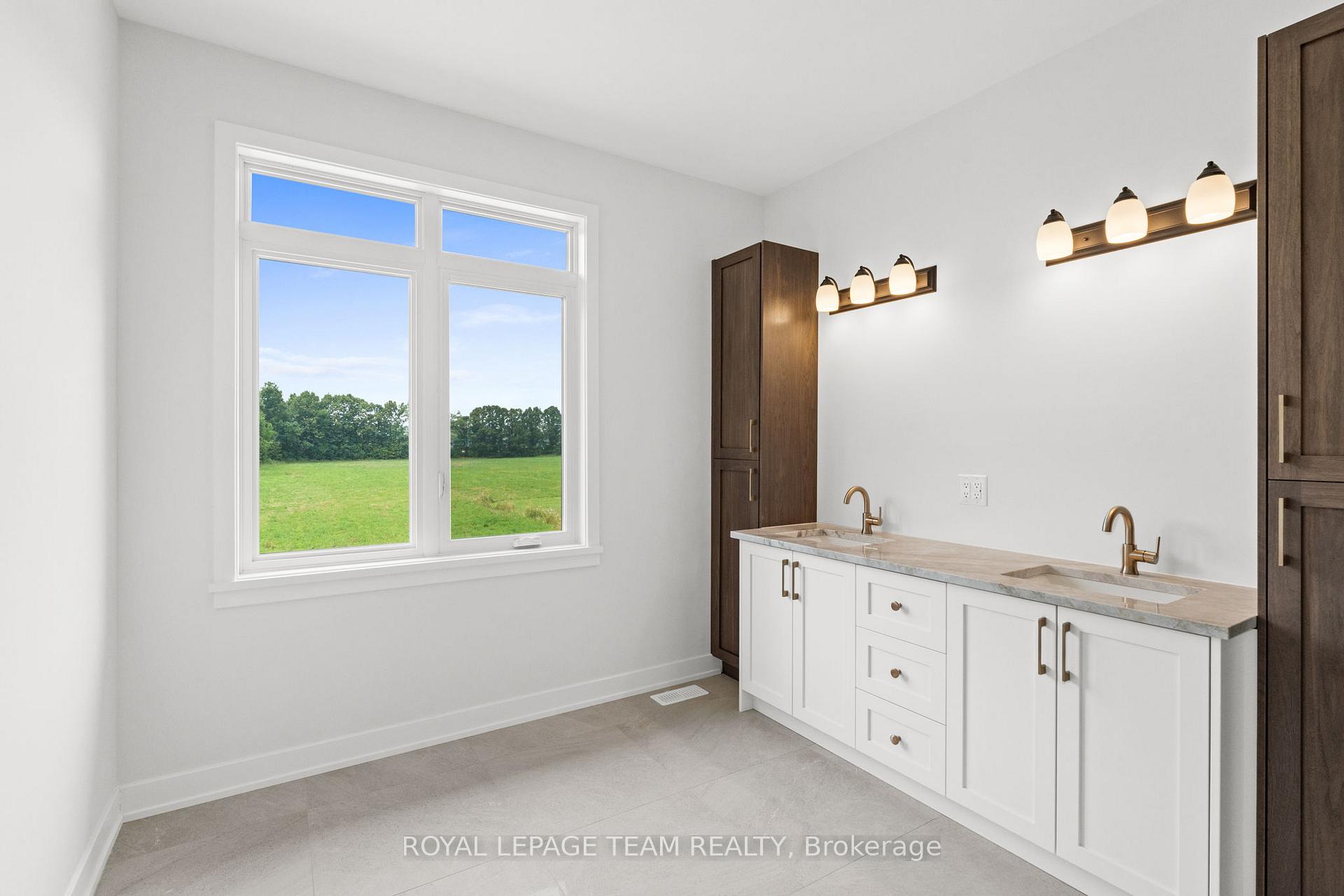 Photo 23 of 1184 Jamieson Lane, Renfrew — HOMEH