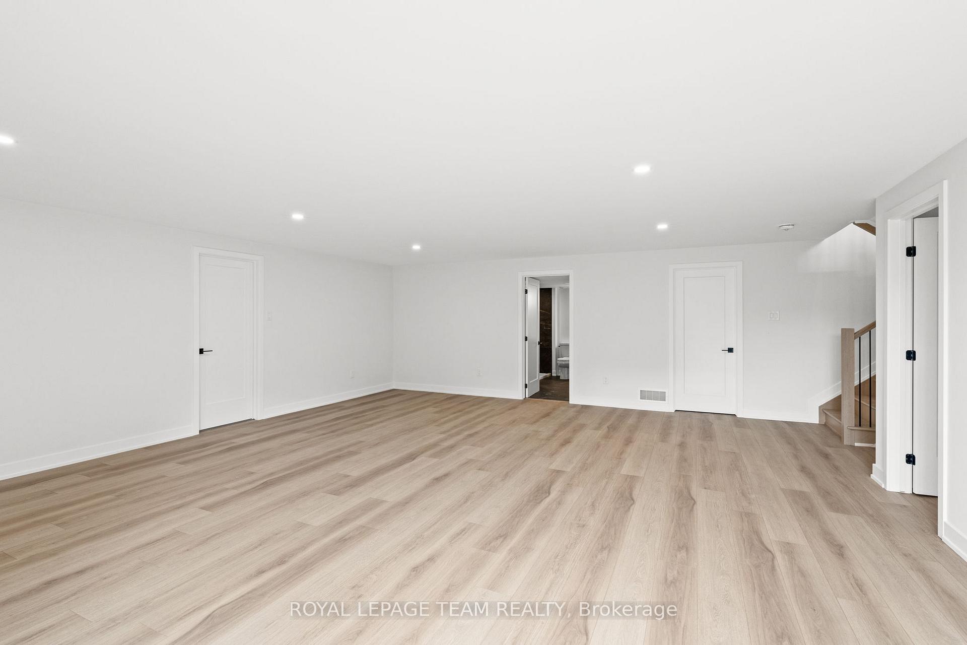 Photo 43 of 1184 Jamieson Lane, Renfrew — HOMEH