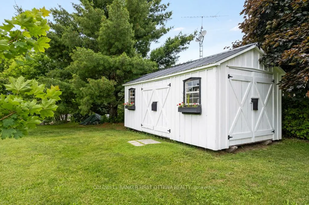 Photo 46 of 4 Station Road, Rideau Lakes, Rideau Lakes (South Elmsley) Twp — HOMEH