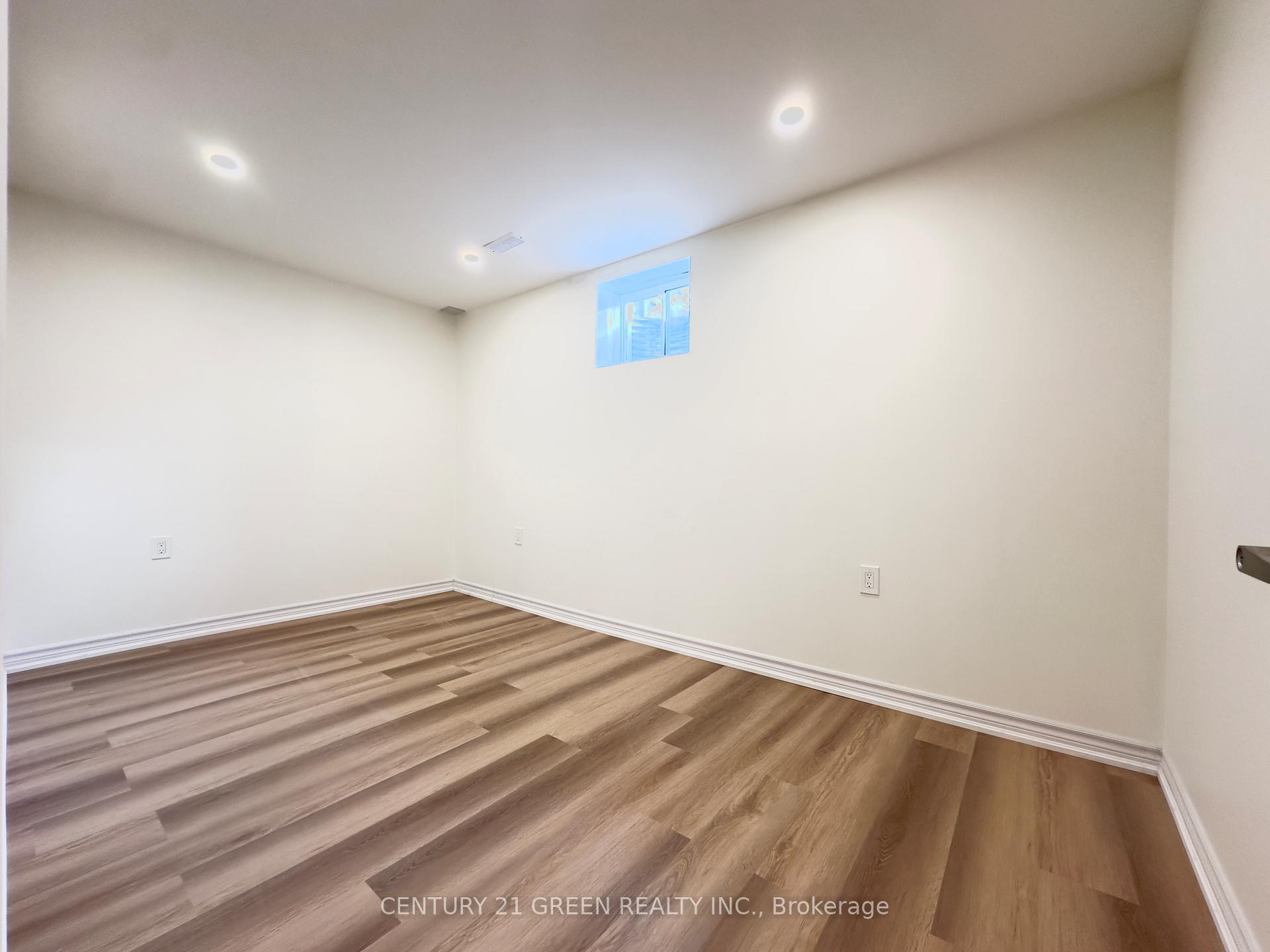 Photo 9 of Unit Bsmt, 866 Mcewan Drive, Milton, Coates — HOMEH