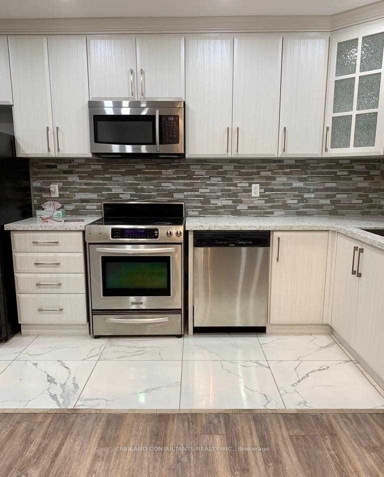 Photo 3 of 1725 Thornton Road N, Oshawa, Northwood — HOMEH
