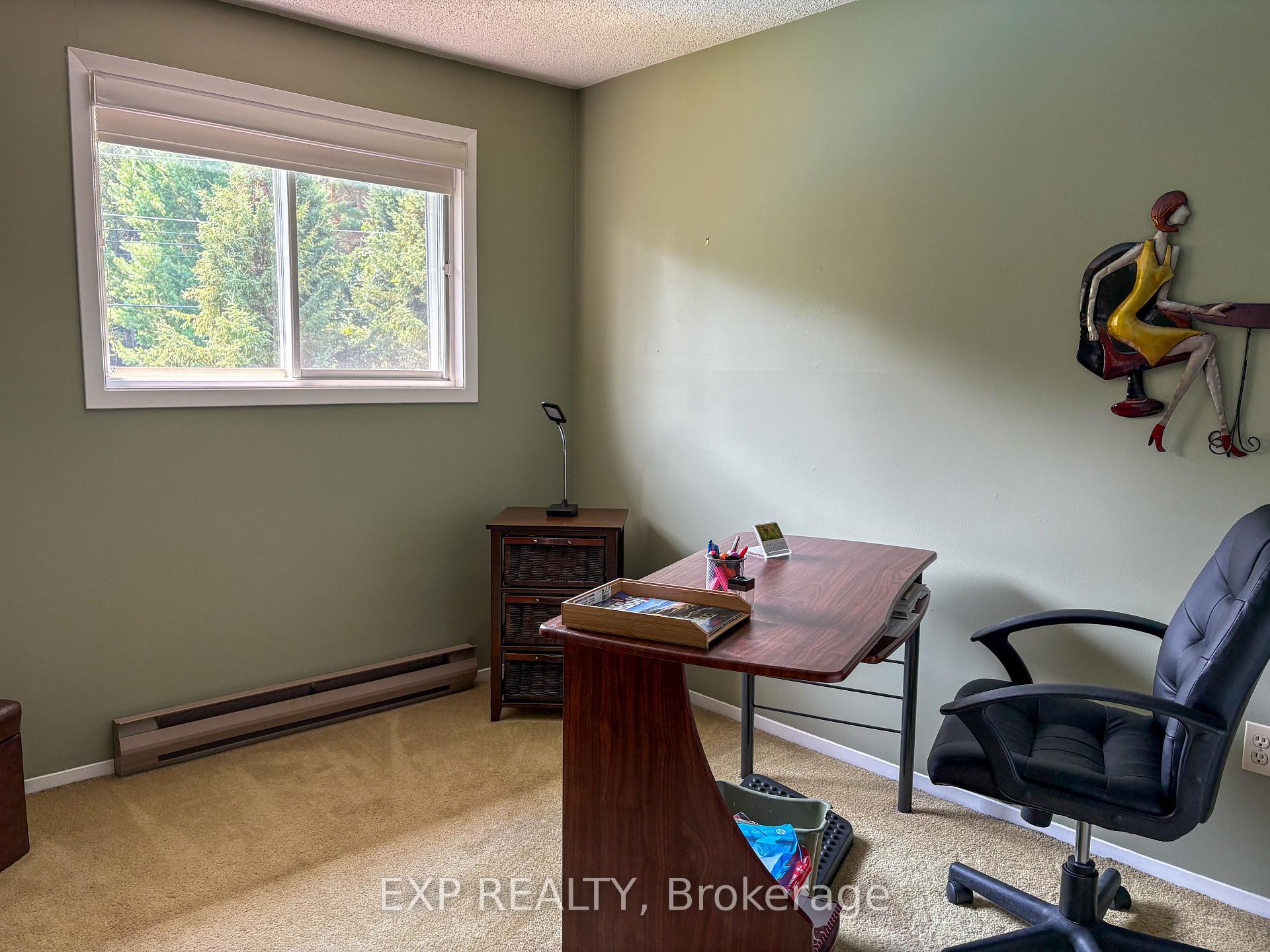 Photo 13 of 135 Ivy Avenue, Renfrew — HOMEH