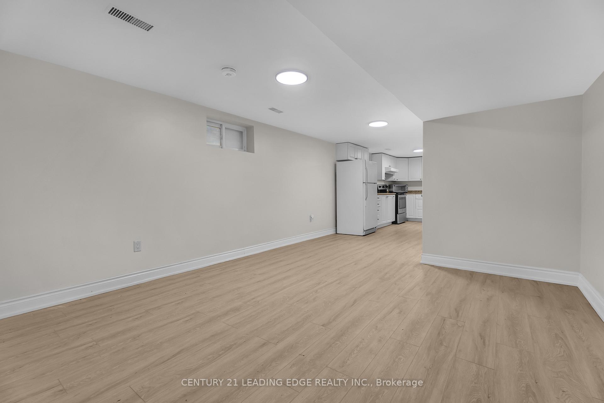 Photo 7 of Unit Bsmt, 582 Simcoe Street, Oshawa, Central — HOMEH