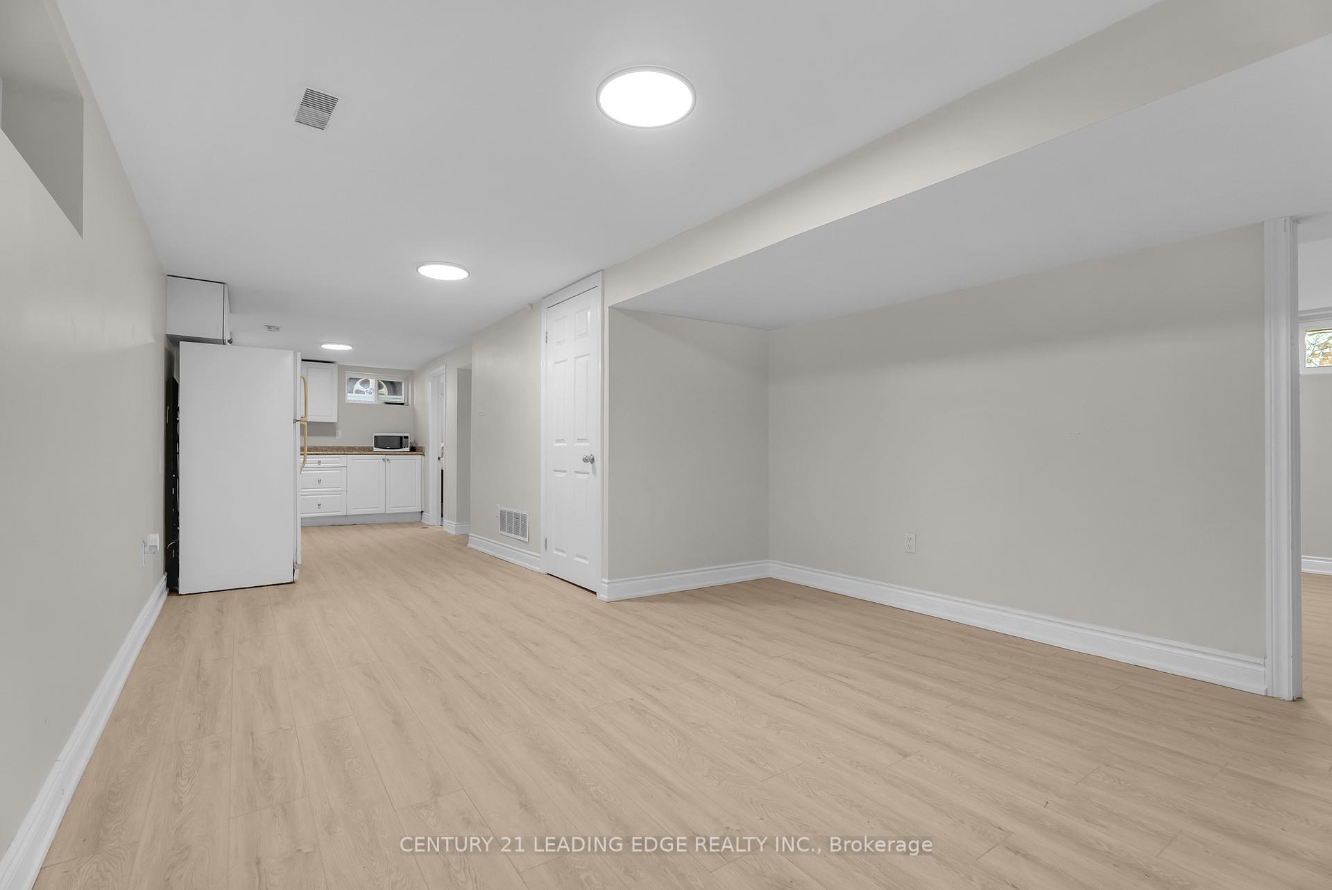 Photo 8 of Unit Bsmt, 582 Simcoe Street, Oshawa, Central — HOMEH