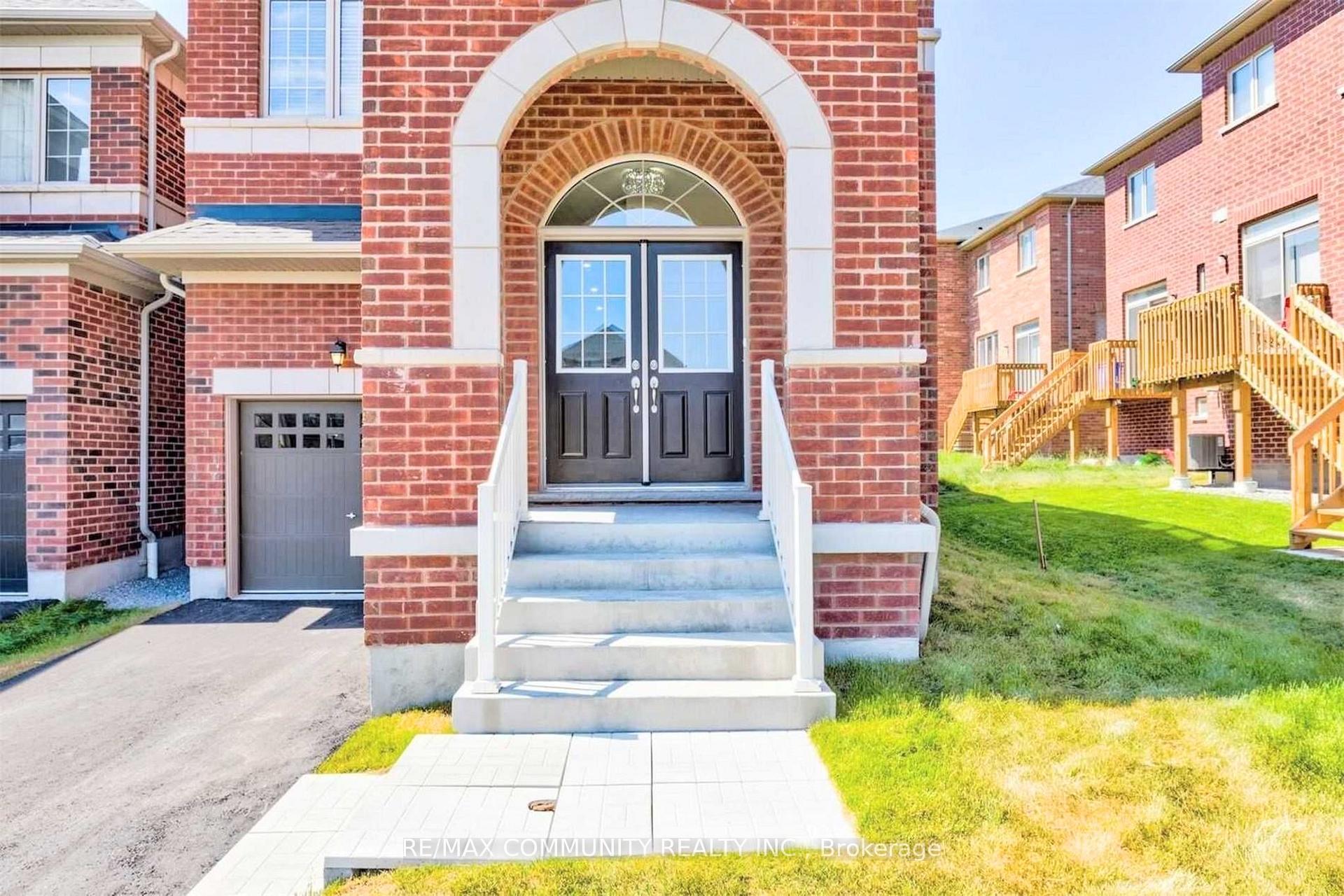 Photo 2 of 1101 Baltic Lane, Pickering, Rural Pickering — HOMEH