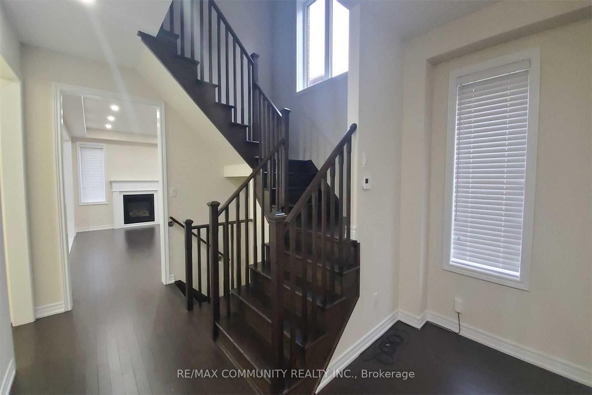 Photo 6 of 1101 Baltic Lane, Pickering, Rural Pickering — HOMEH