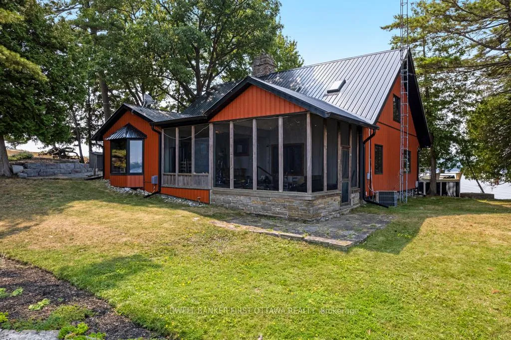 Photo 4 of 54 Barrel Point Road, Rideau Lakes, Rideau Lakes (South Crosby) Twp — HOMEH