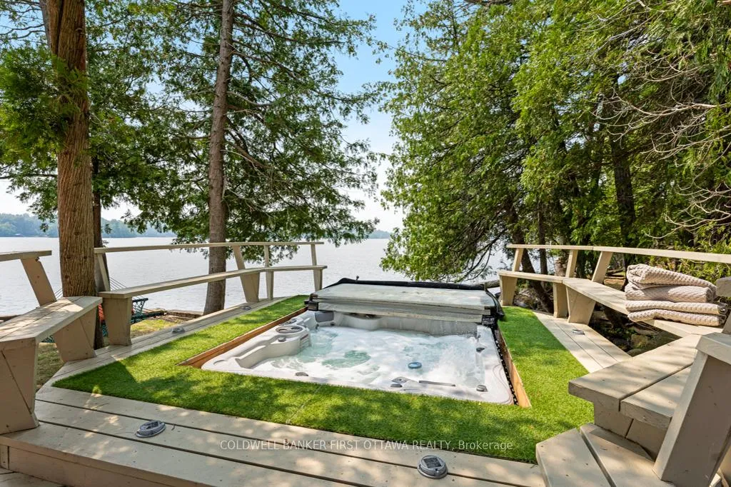 Photo 30 of 54 Barrel Point Road, Rideau Lakes, Rideau Lakes (South Crosby) Twp — HOMEH