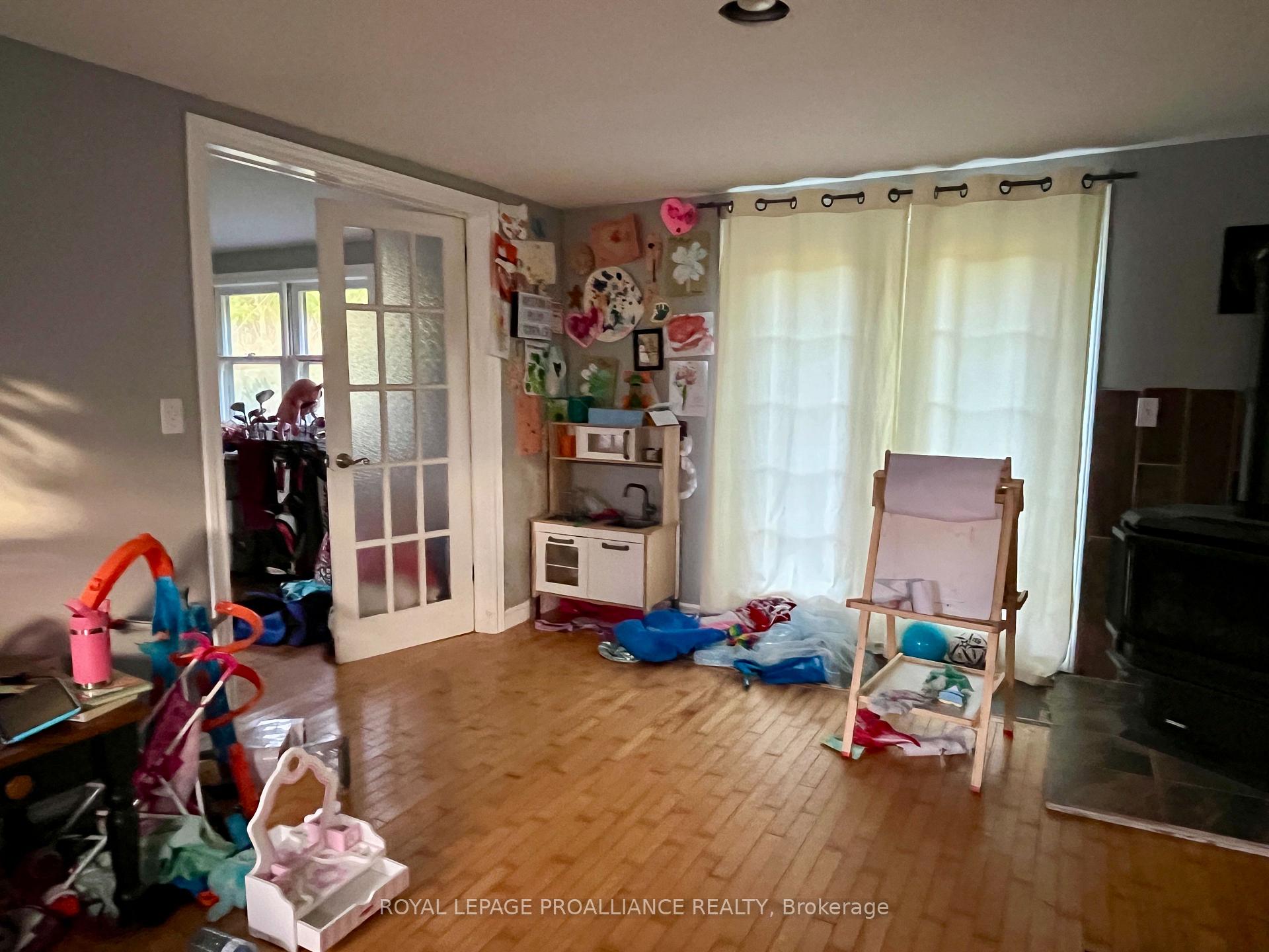 Photo 5 of 2251 County Road 3, Prince Edward County, Ameliasburgh — HOMEH