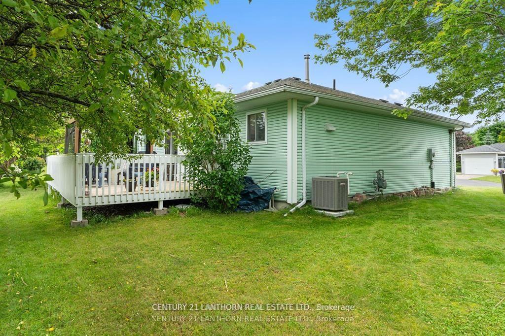 Photo 1 of 9 Reynolds Place, Prince Edward County, Wellington Ward — HOMEH