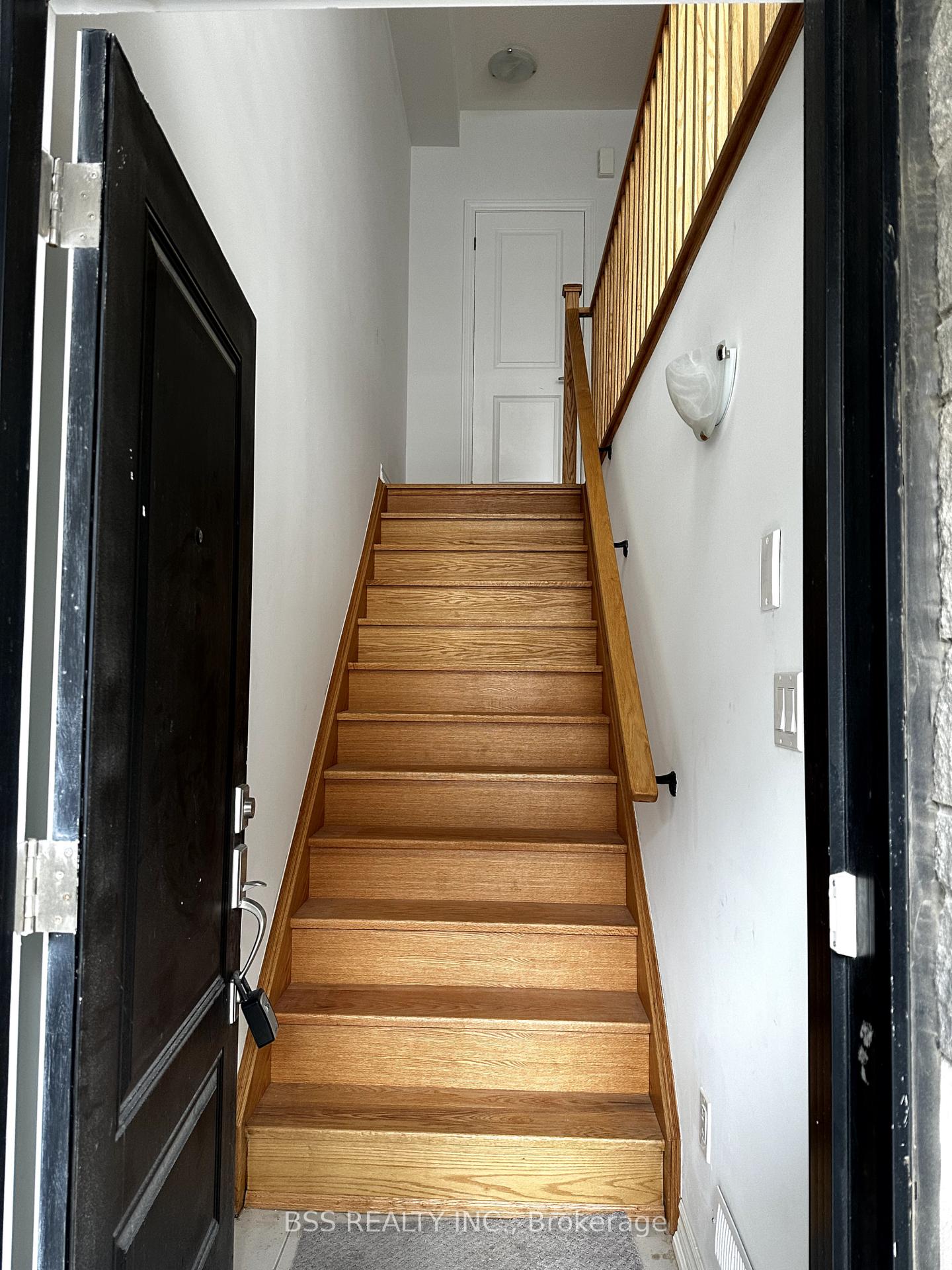 Photo 34 of 792 Eddystone Path, Oshawa, Donevan — HOMEH
