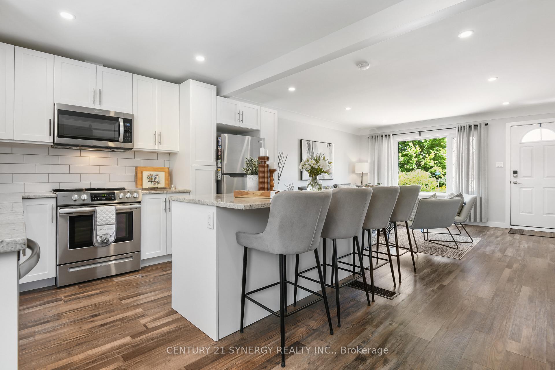 Photo 7 of 32 Francis Street, Renfrew — HOMEH