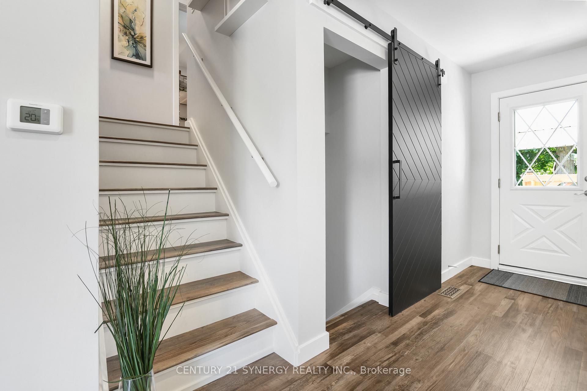 Photo 13 of 32 Francis Street, Renfrew — HOMEH